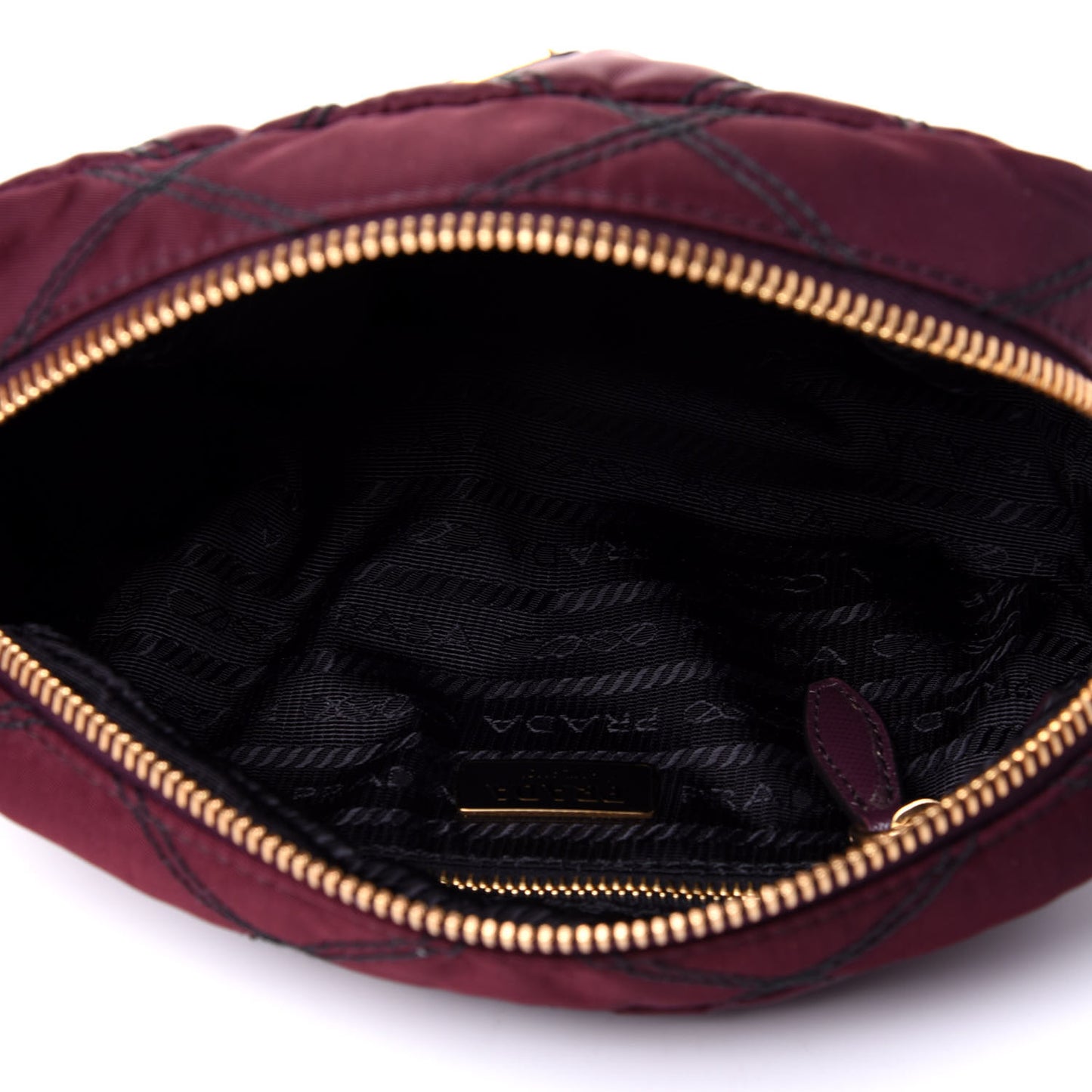 Tessuto Nylon Saffiano Impunturato Quilted Wristlet Bordeaux