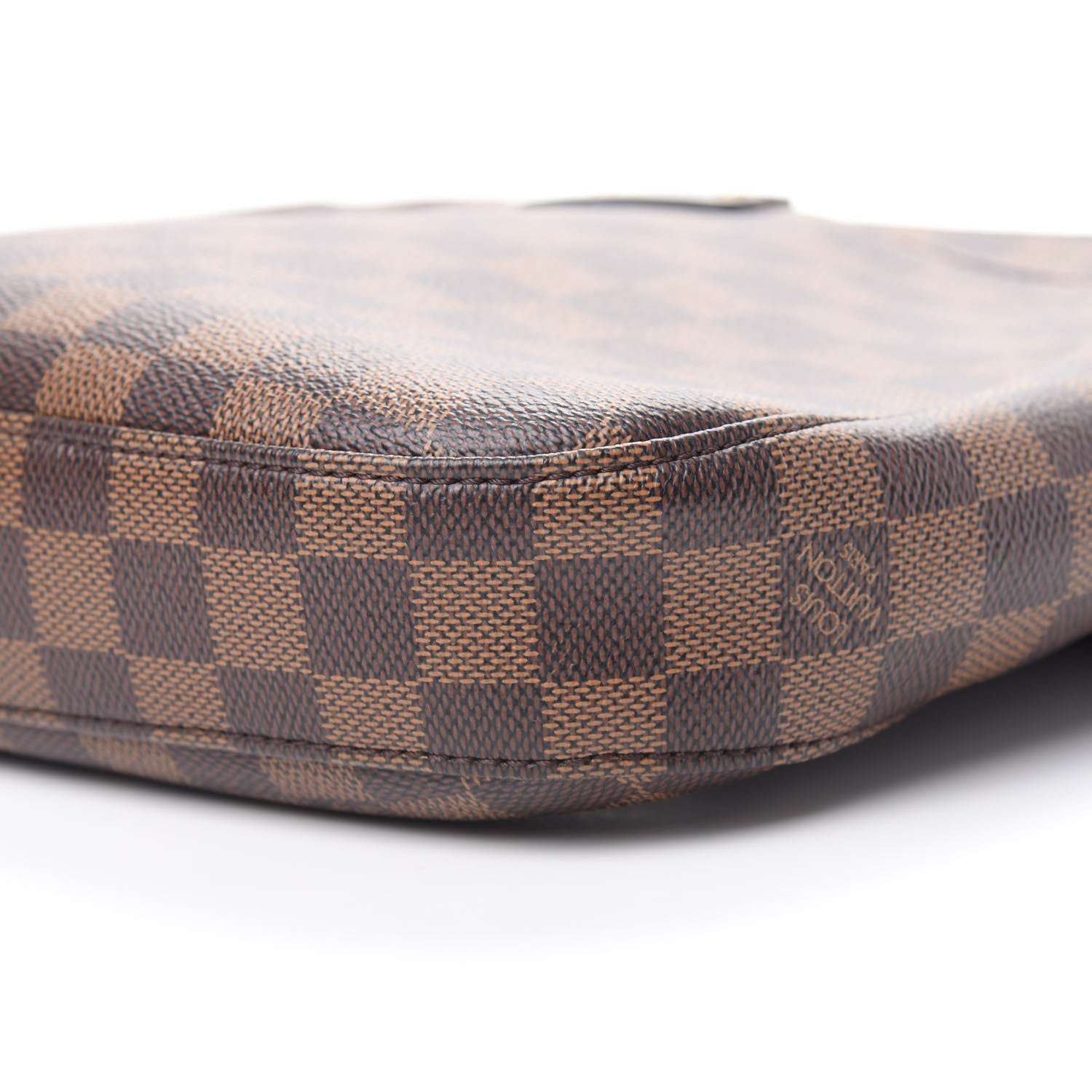 Louis Vuitton Damier Ebene South Bank Besace 11 of 11