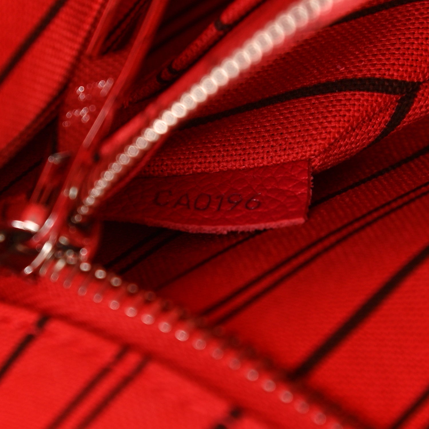 Louis Vuitton Empreinte Pont Neuf MM Poppy 7 of 8