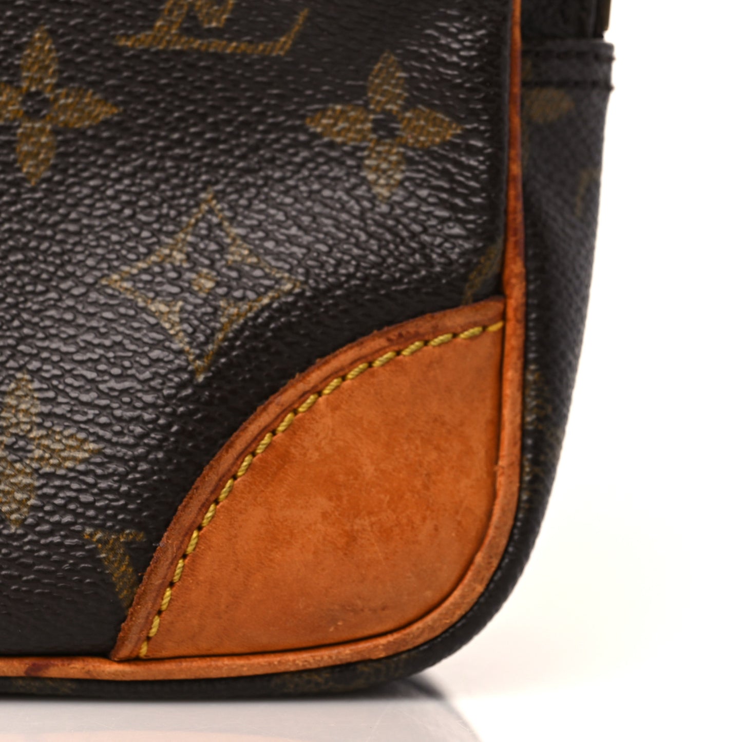 Monogram Amazone
