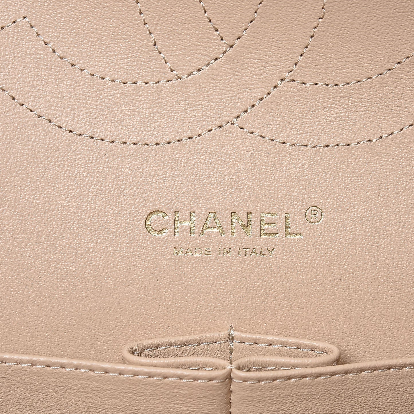 Caviar Quilted Jumbo Double Flap Beige Clair