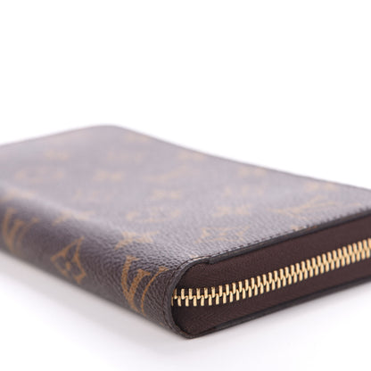 Louis Vuitton Monogram Zippy Wallet 8 of 8