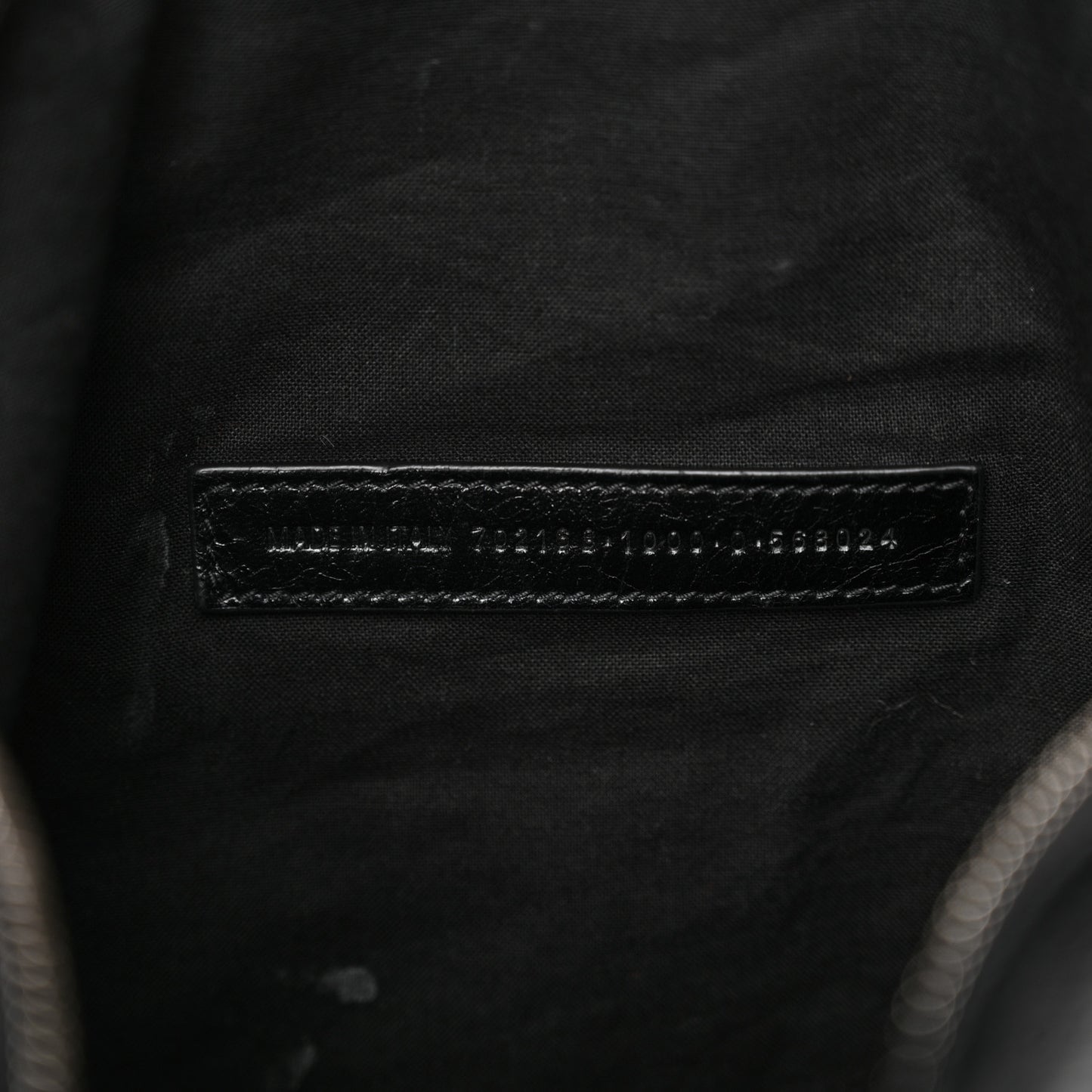 Agneau Arena Superbusy Large Sling Zip Shoulder Bag Black