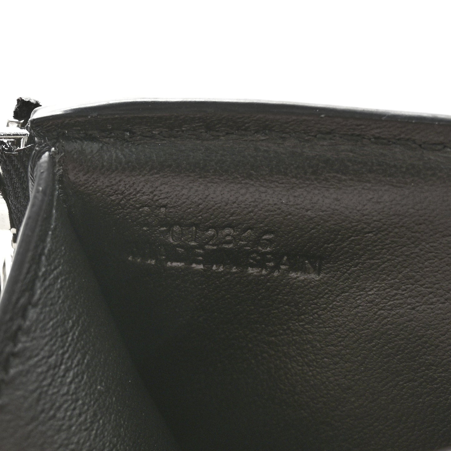 Grained Calfskin Small Vertical Wallet Black