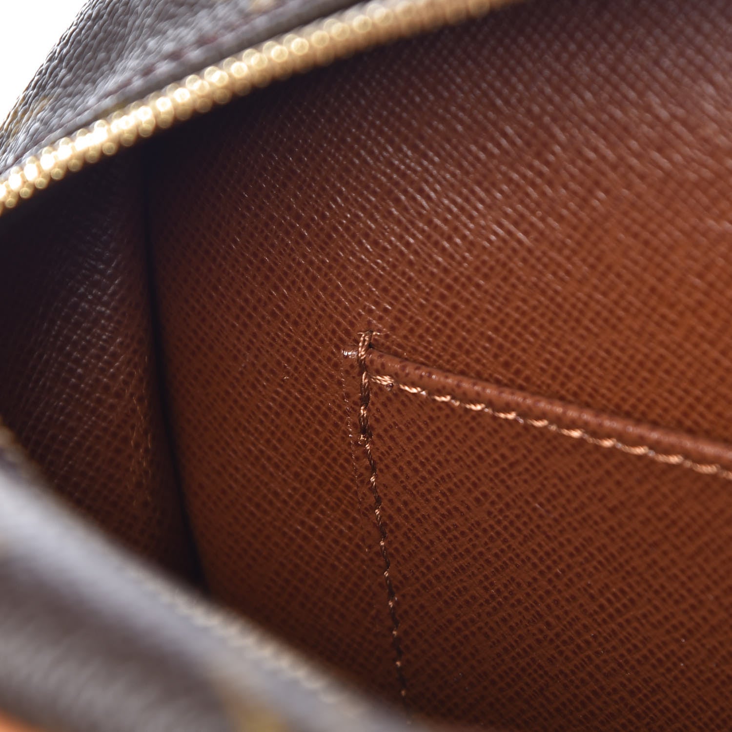 Louis Vuitton Monogram Cite MM 12 of 16