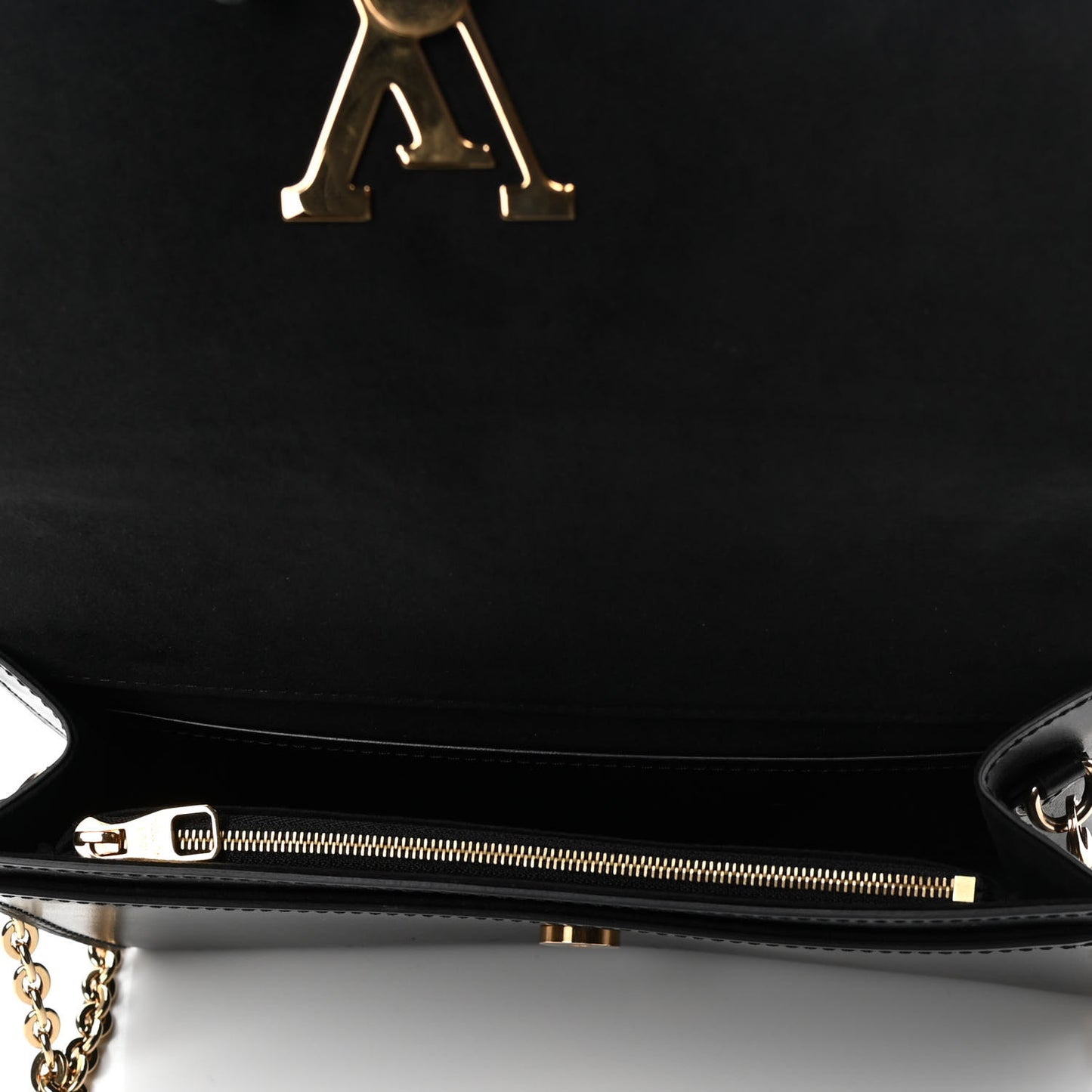 Calfskin Chain Louise GM Black
