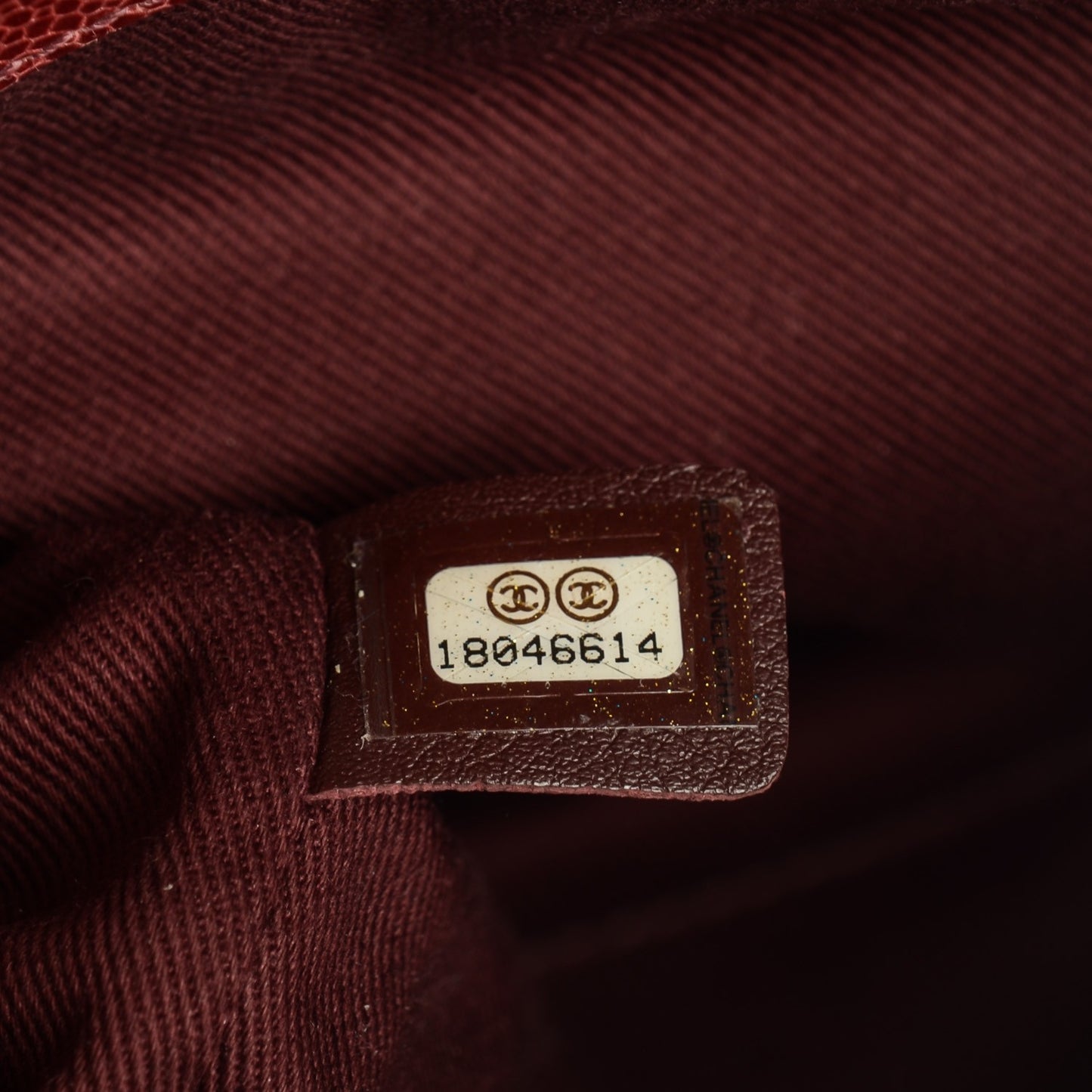 Crumpled Grained Calfskin CC Crave Tote Burgundy