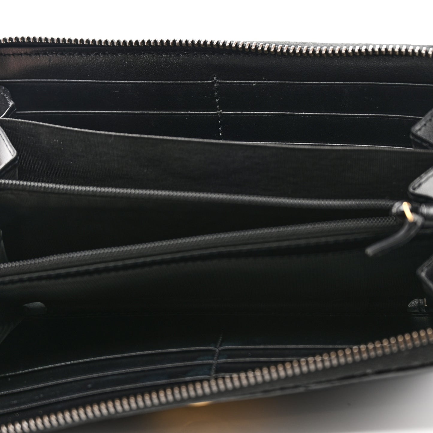 Calfskin Matelasse GG Marmont Zip Around Wallet Black