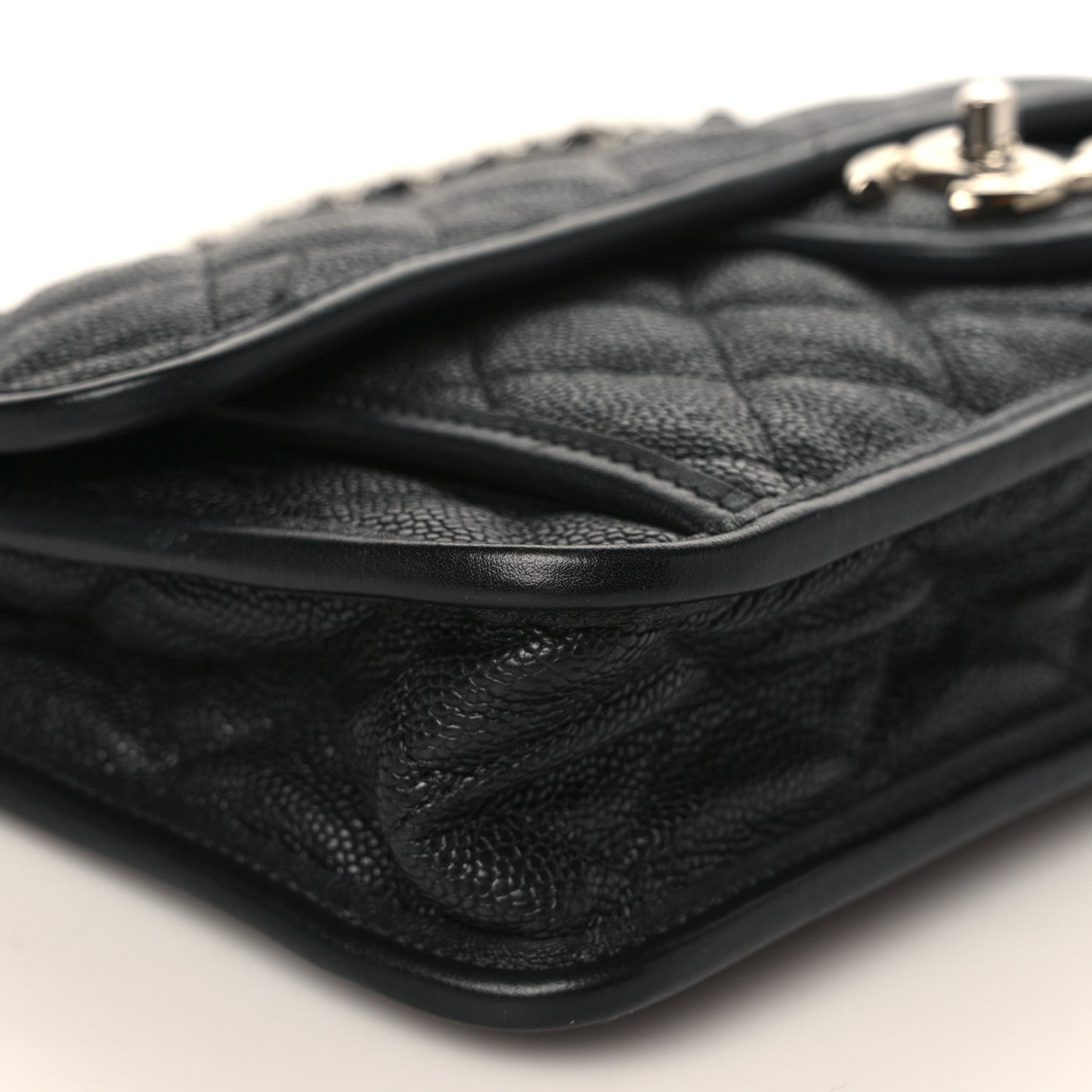 Caviar Quilted Medium French Riviera Flap Black
