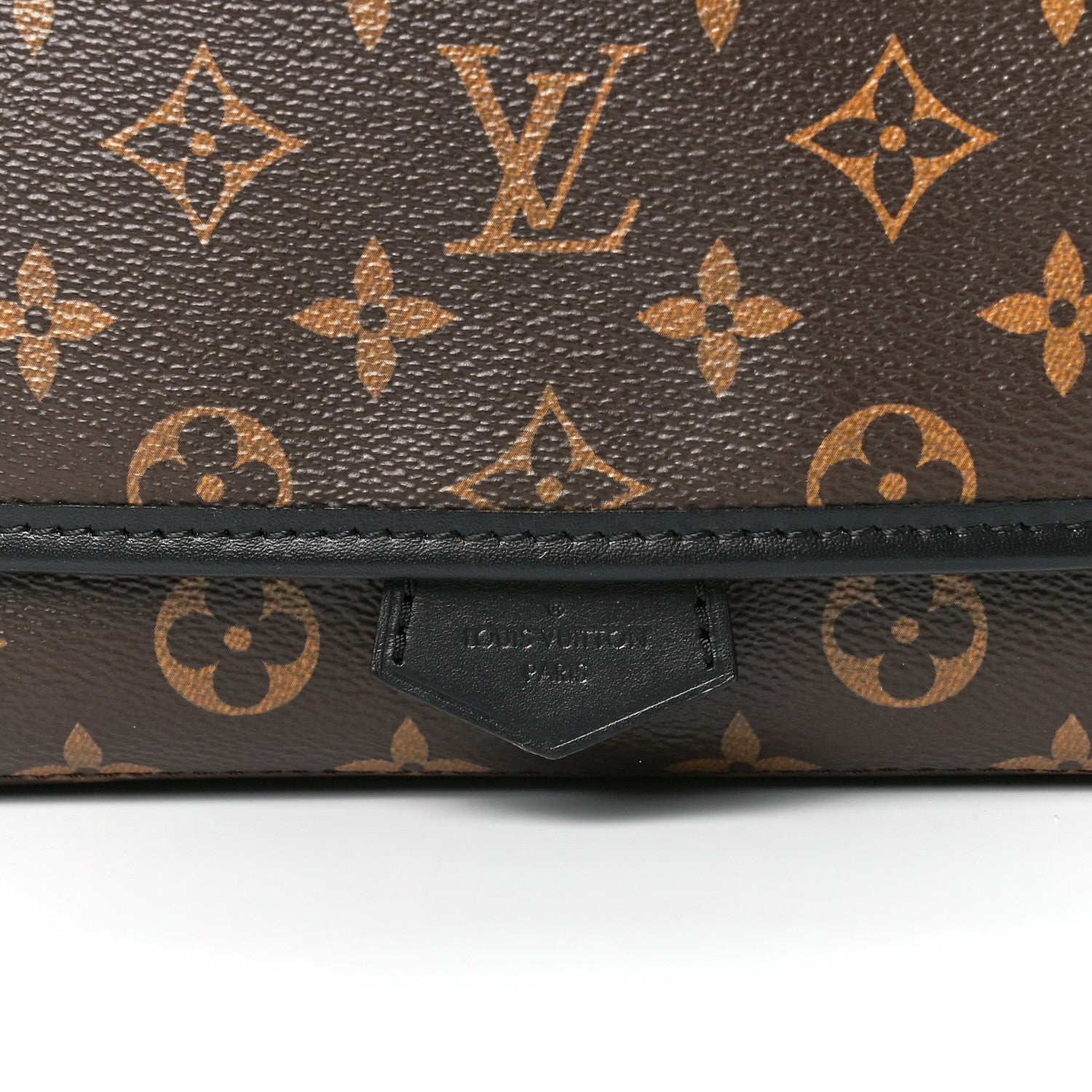 Louis Vuitton Monogram Macassar Magnetic Messenger 7 of 12