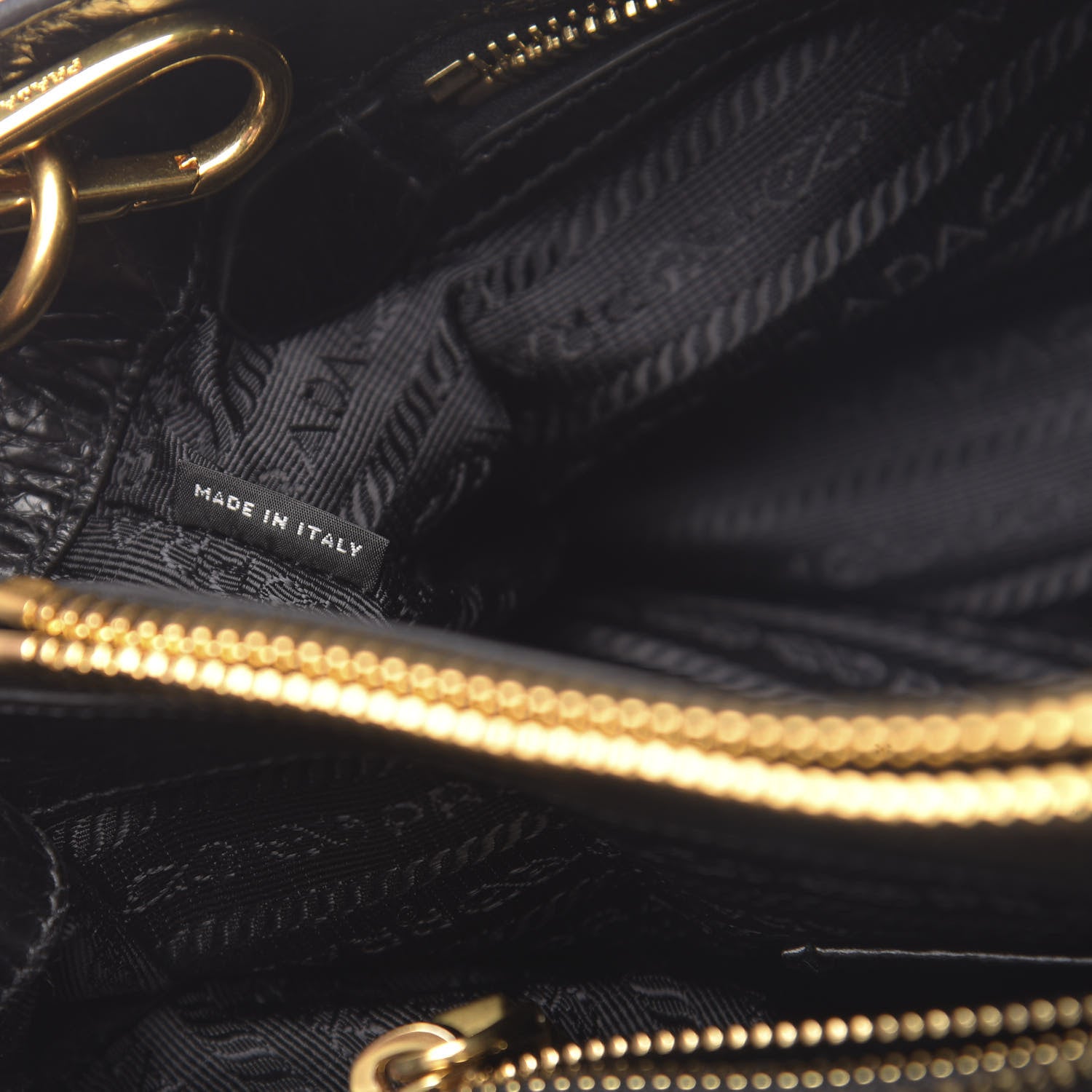 Prada Vitello Shine Tote Black 7 of 10