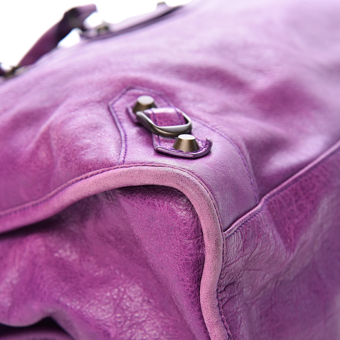 Agneau Classic Hardware City Ultraviolet