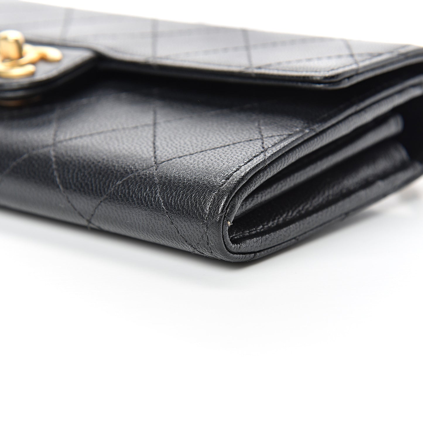 Goatskin Quilted Chic Pearls Clutch With Chain Black