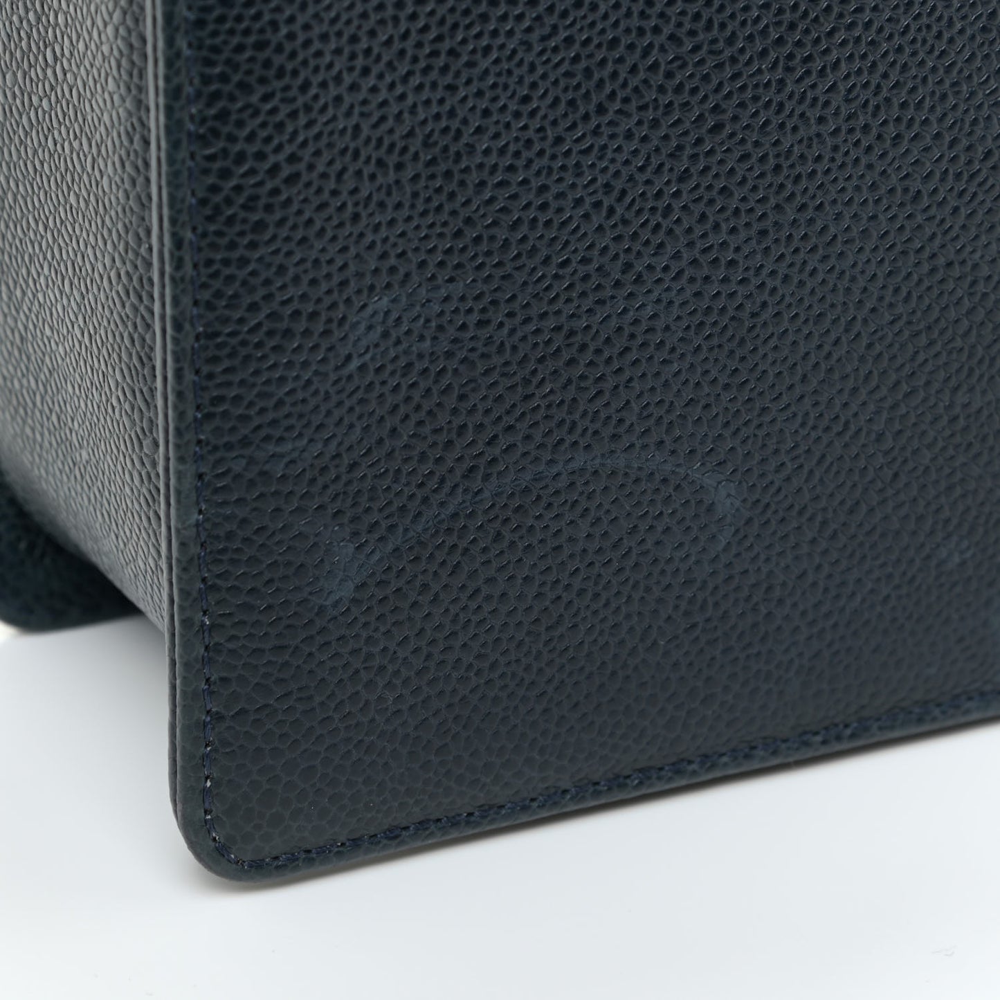 Caviar Quilted Large Boy Flap Blue