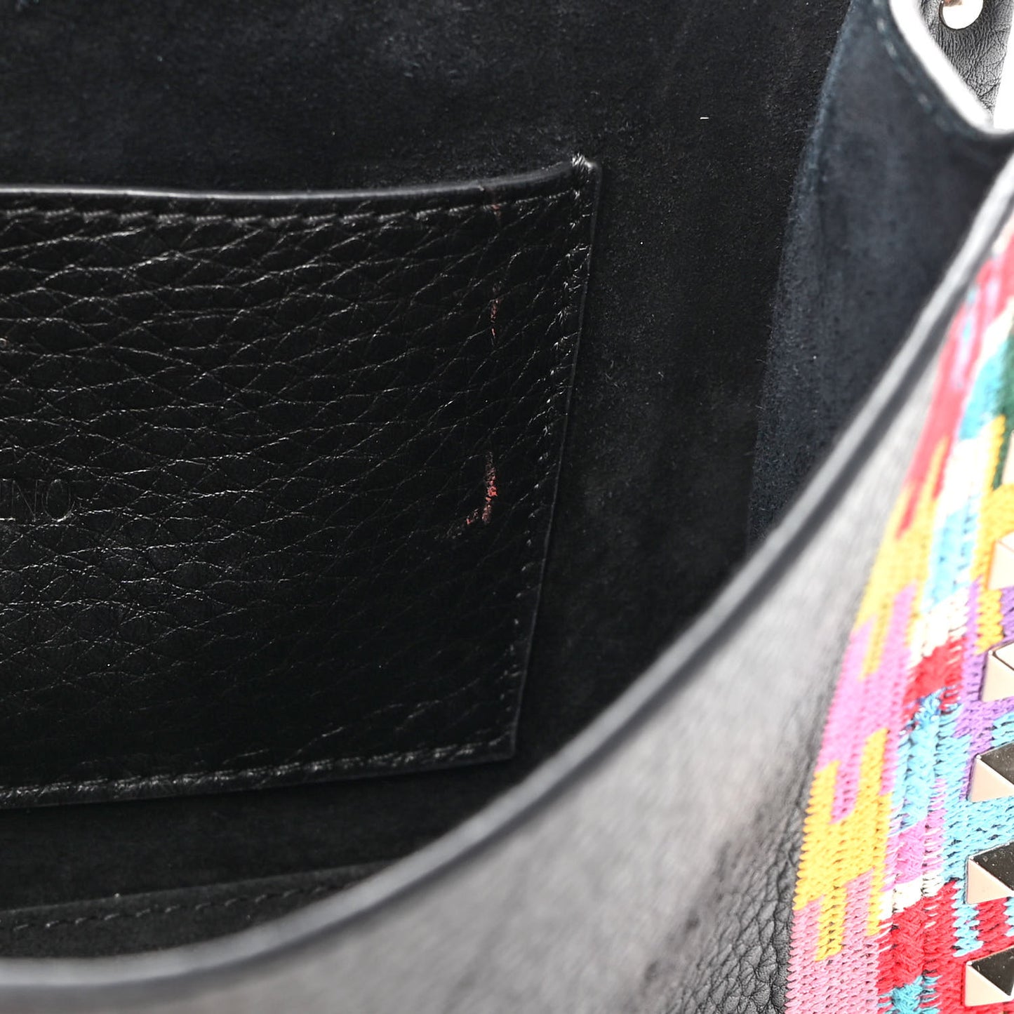 Pebbled Calfskin Embroidered Medium Rockstud Flip Lock Crossbody Bag Black