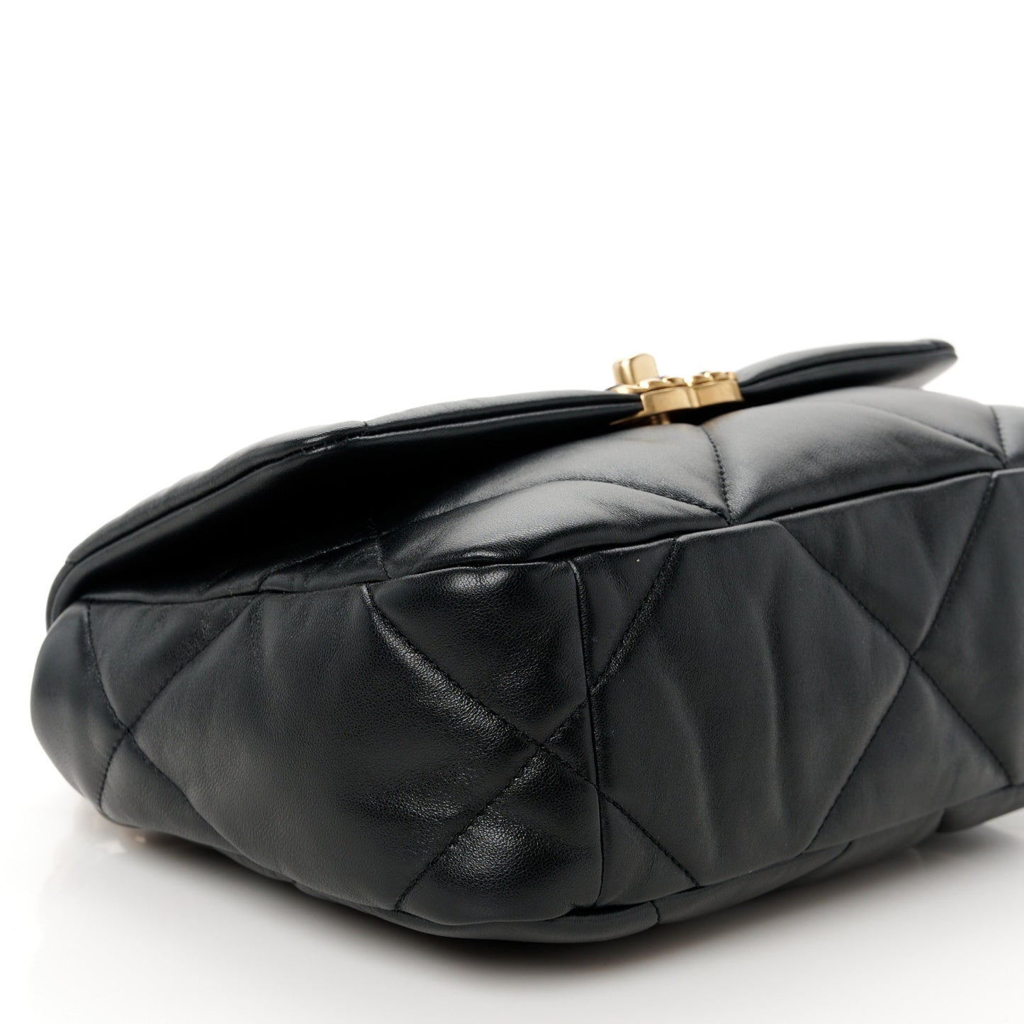 Lambskin Quilted Medium Chanel 19 Flap Black