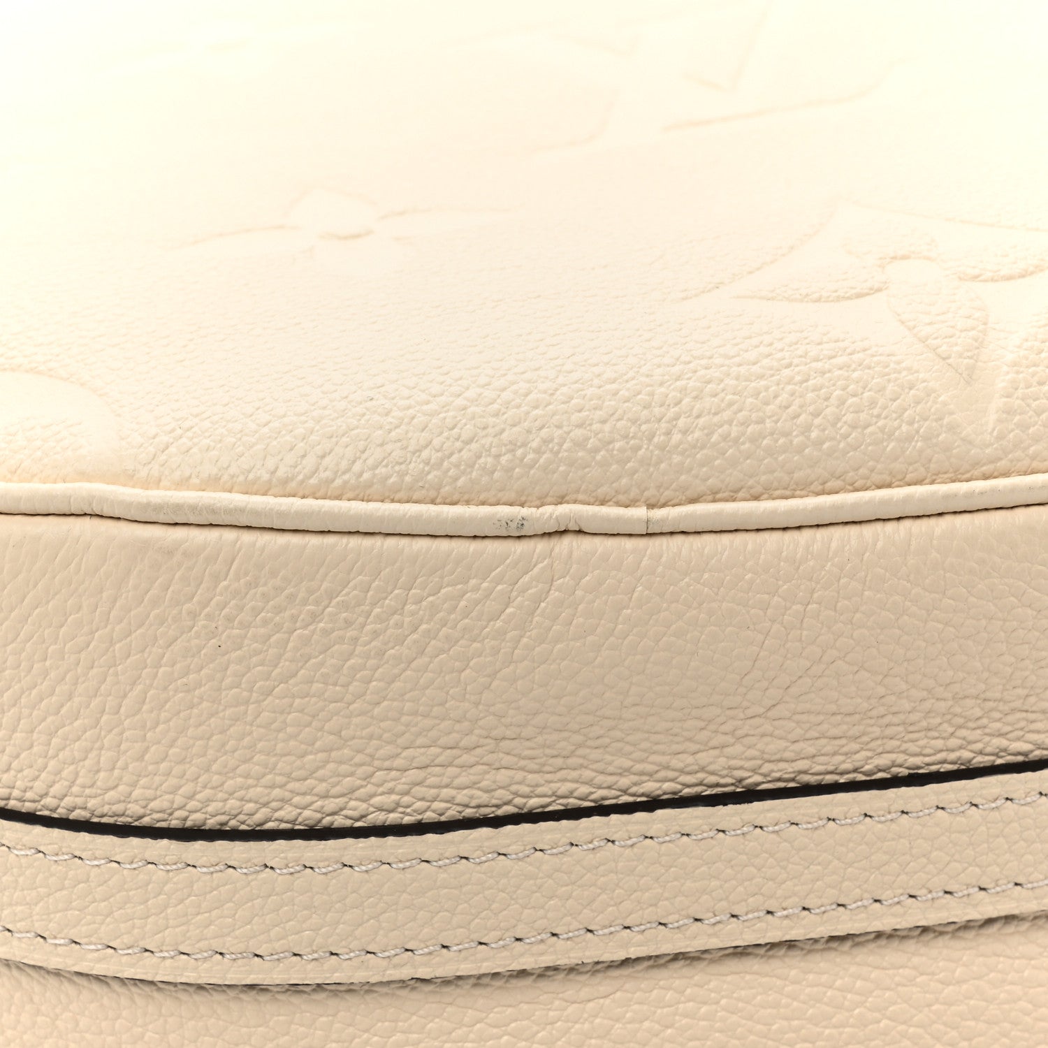 Louis Vuitton Empreinte Monogram Giant Loop Hobo Cream 11 of 13