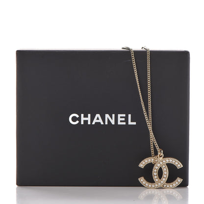 Chanel Pearl CC Pendant Necklace Gold 4 of 7