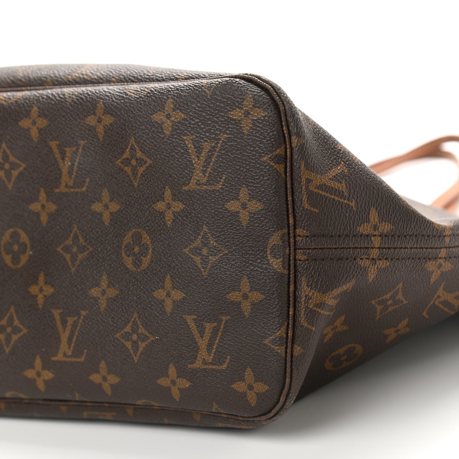 Louis Vuitton Monogram Neverfull MM 10 of 17