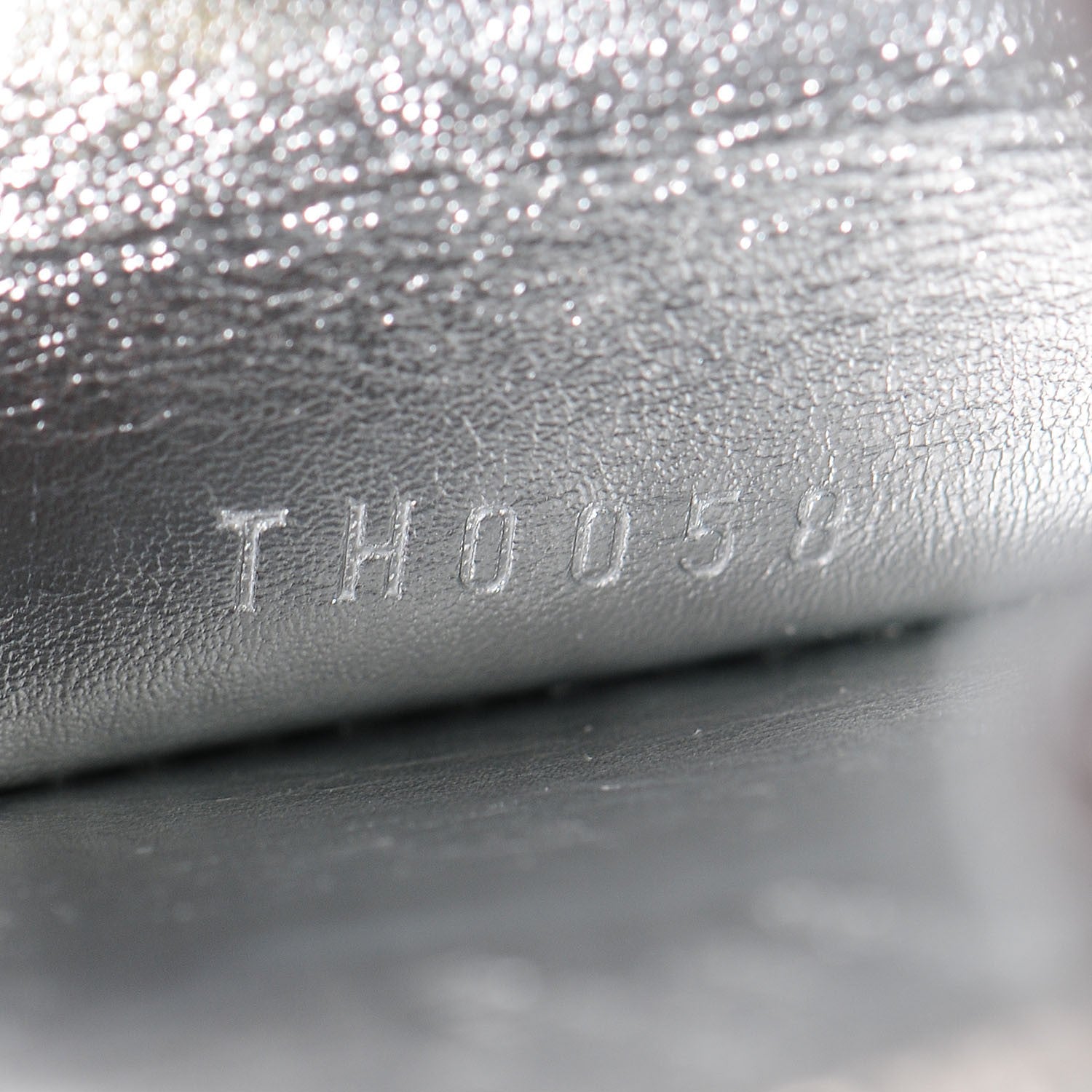 Louis Vuitton Monogram Miroir Heart Coin Purse Silver 7 of 7