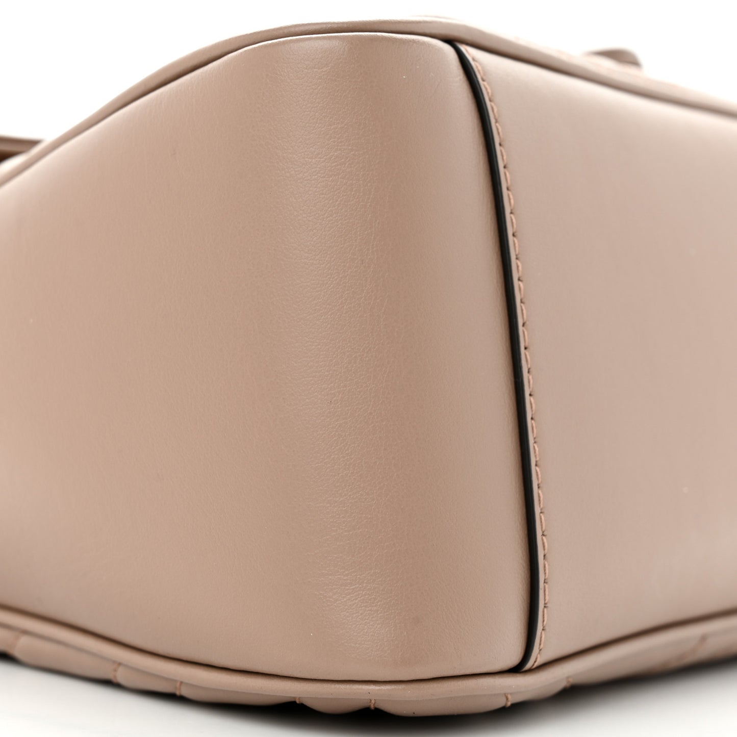Calfskin Matelasse Small GG Marmont Top Handle Shoulder Bag Porcelain Rose
