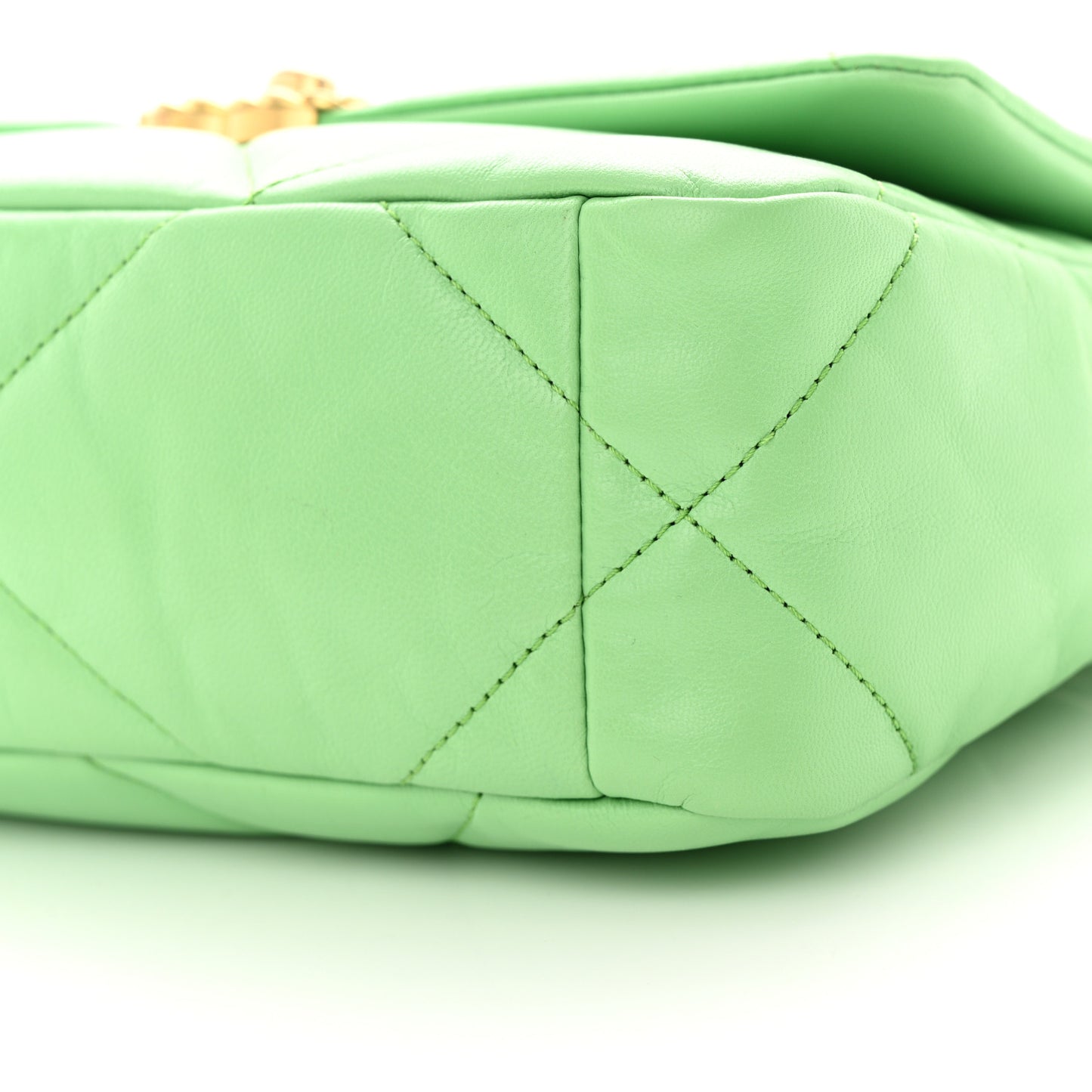Lambskin Quilted Medium Chanel 19 Flap Green