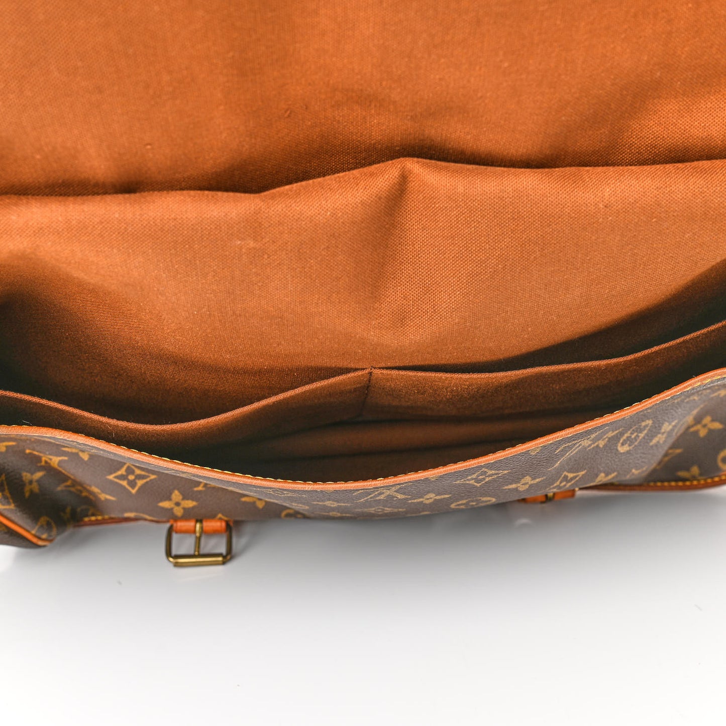 Monogram Saumur 43