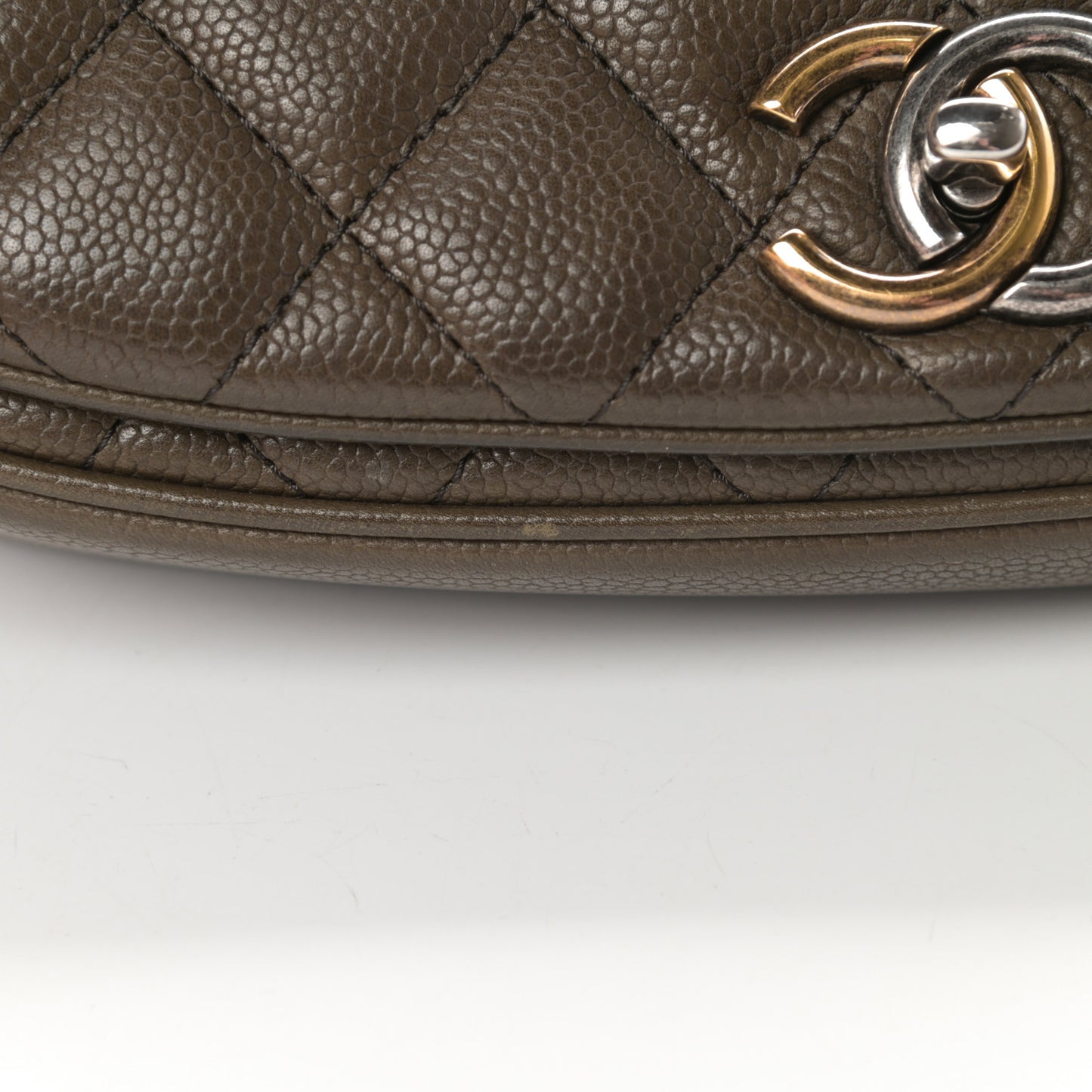 Caviar Quilted Casual Pocket Messenger Flap Khaki