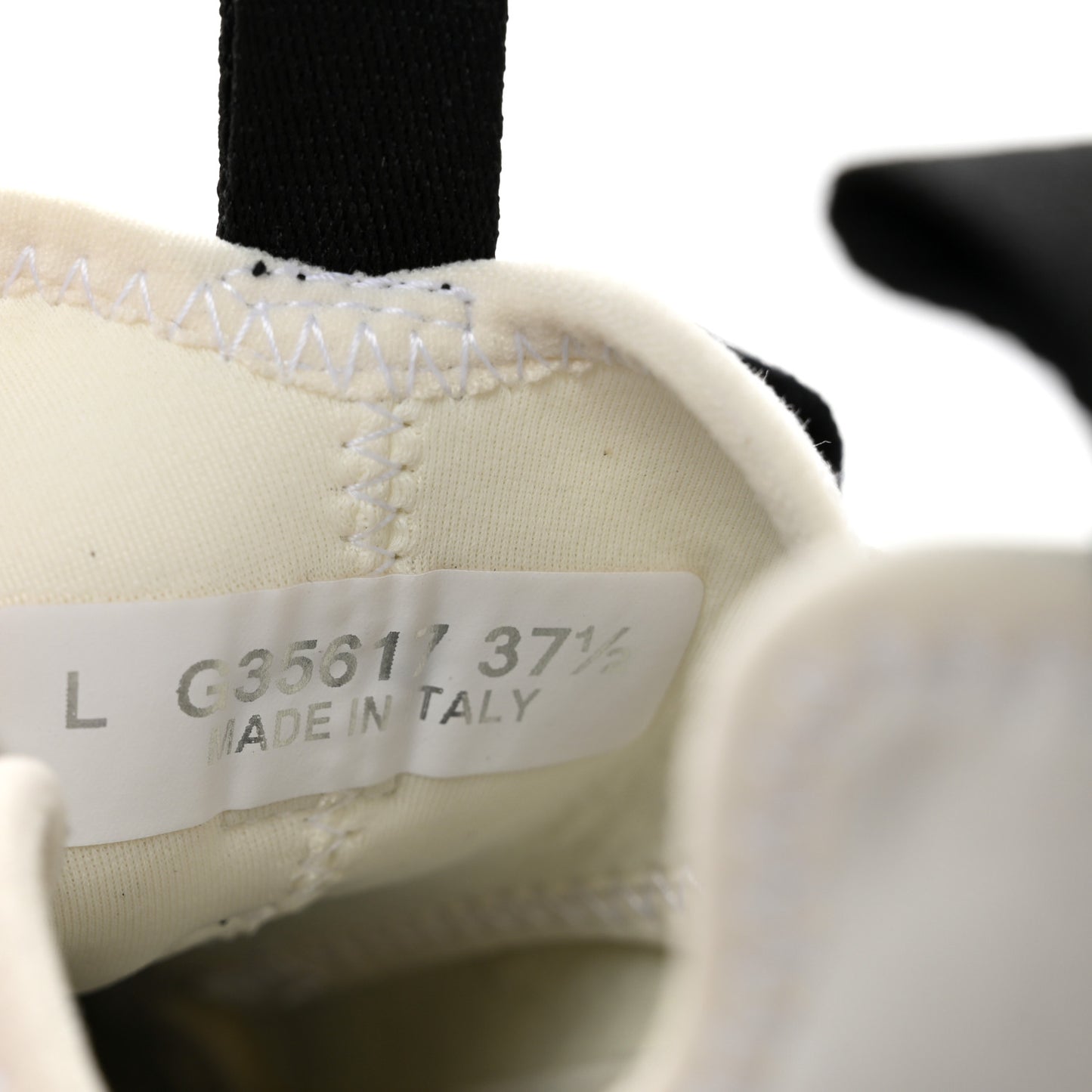 Velvet Calfskin Mixed Fibers CC Sneakers 37.5 Ivory Black