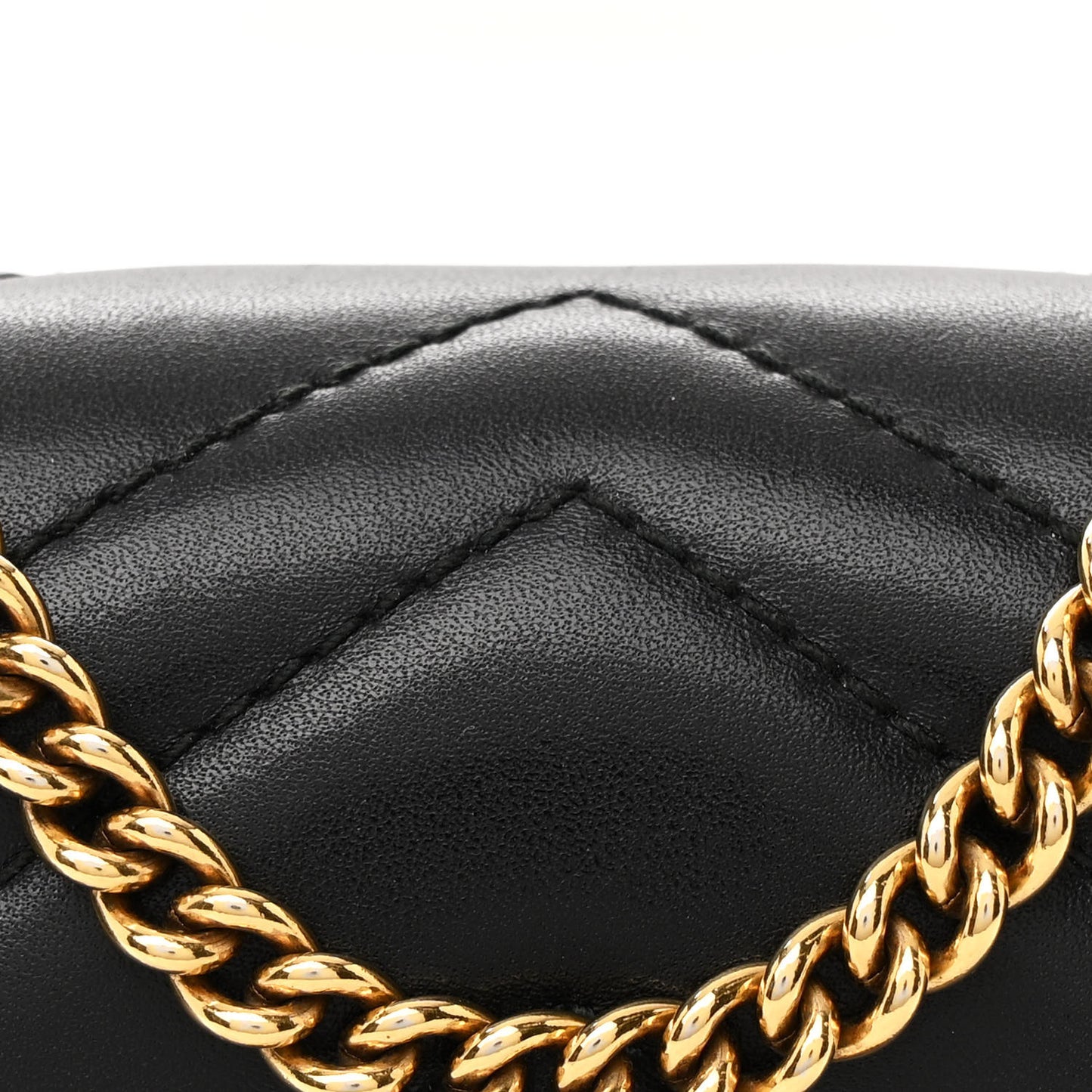Calfskin Matelasse Super Mini GG Marmont Shoulder Bag Black