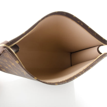 Louis Vuitton Monogram Toiletry Pouch 26 5 of 7