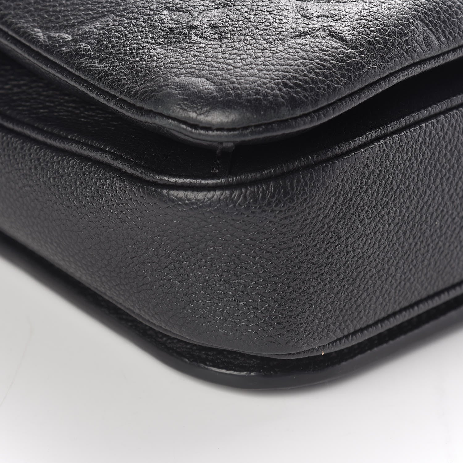 Louis Vuitton Empreinte Pochette Metis Black 9 of 11
