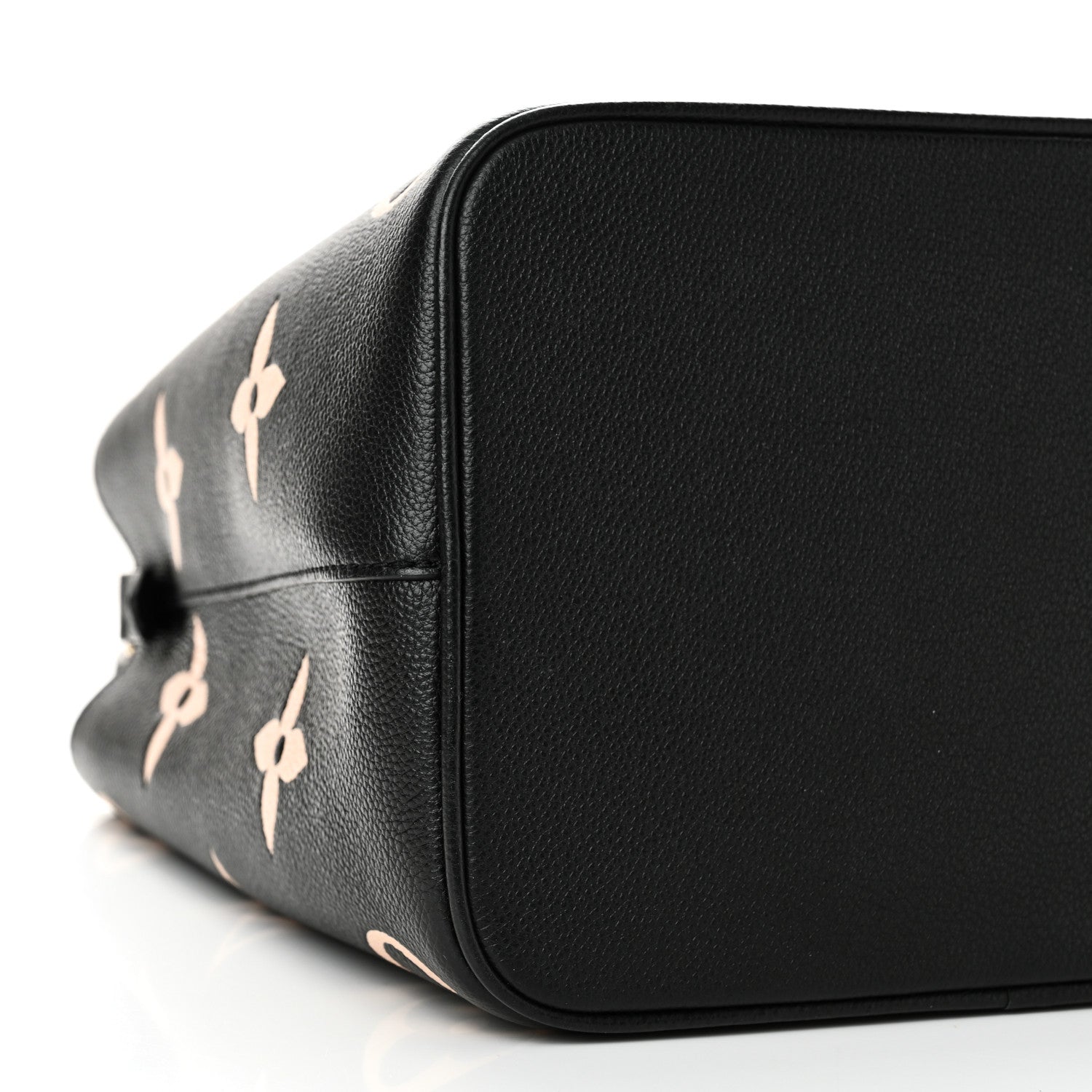 Louis Vuitton Empreinte Monogram Giant Neonoe MM Black Beige 9 of 10