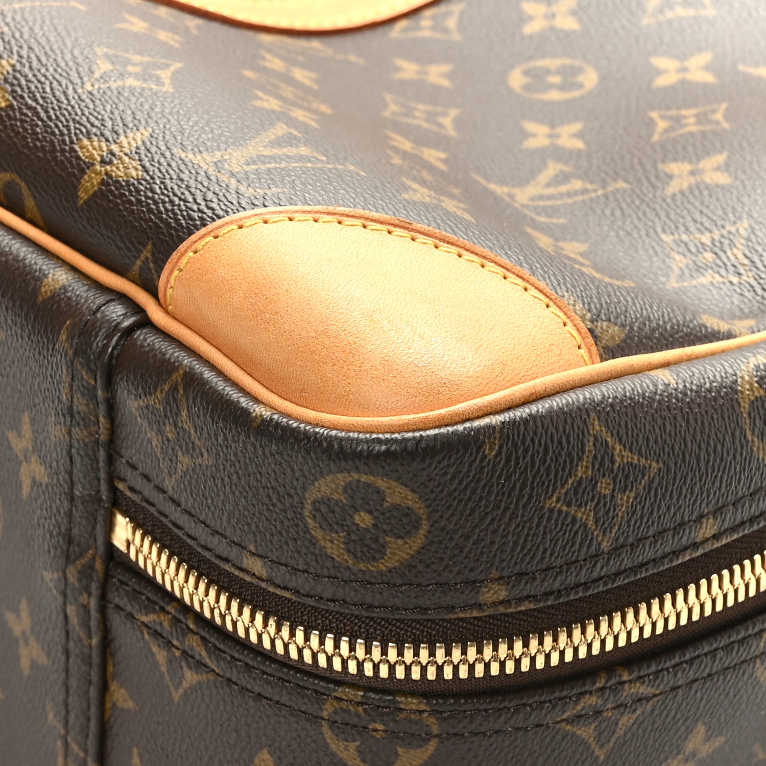 Louis Vuitton Monogram Sirius 45 9 of 10