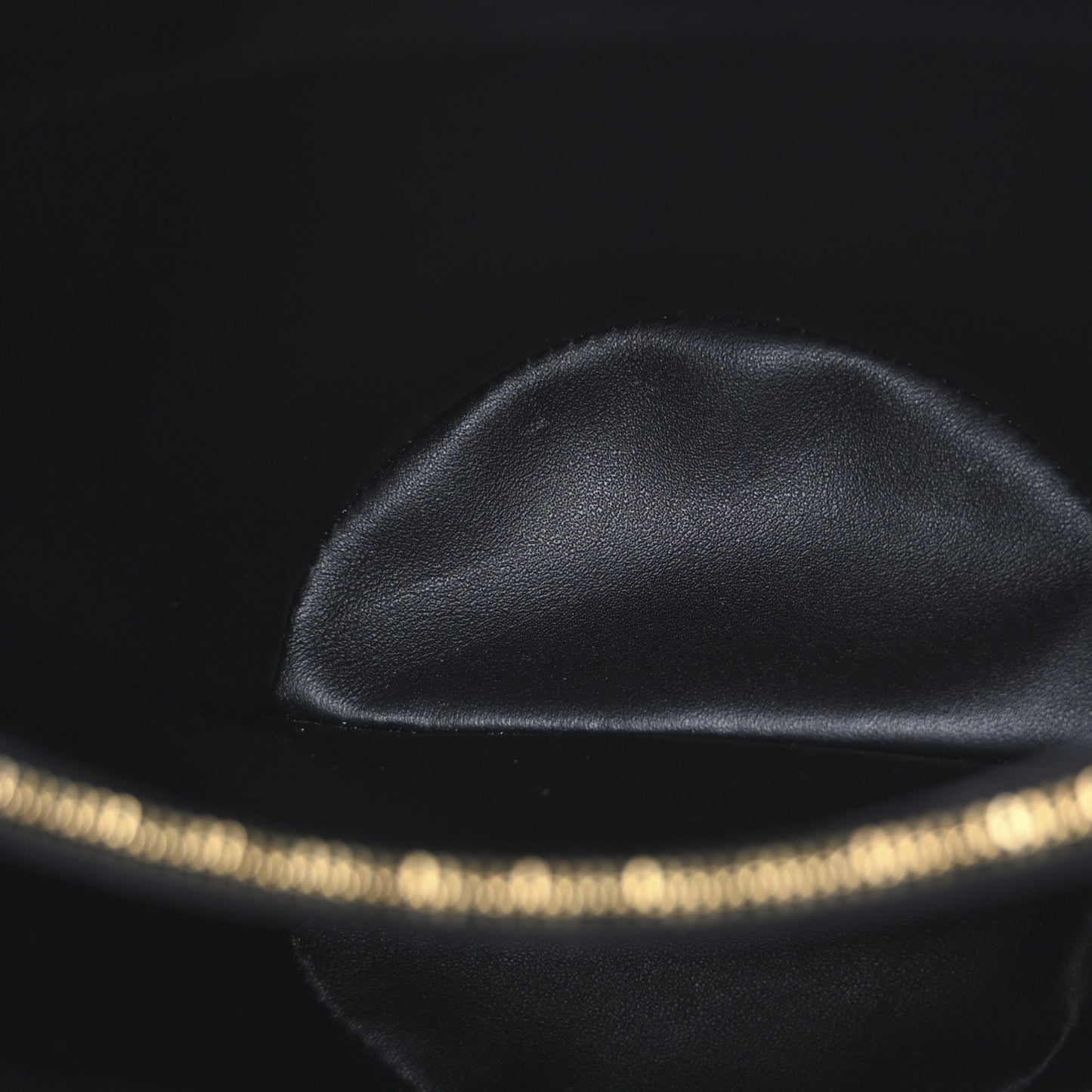 Shiny Calfskin Triomphe Bucket Bag Black