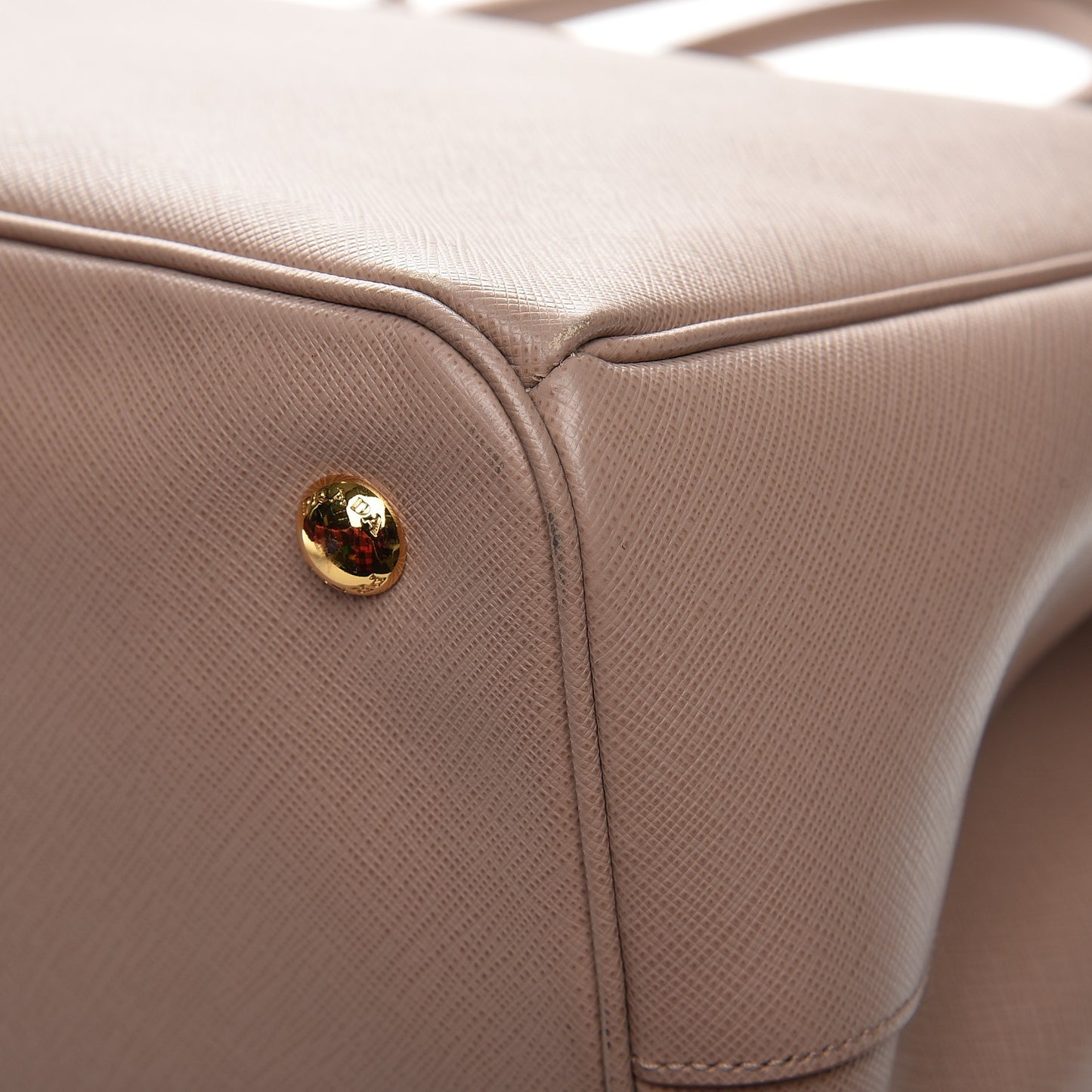 Saffiano Large Tote Cammeo