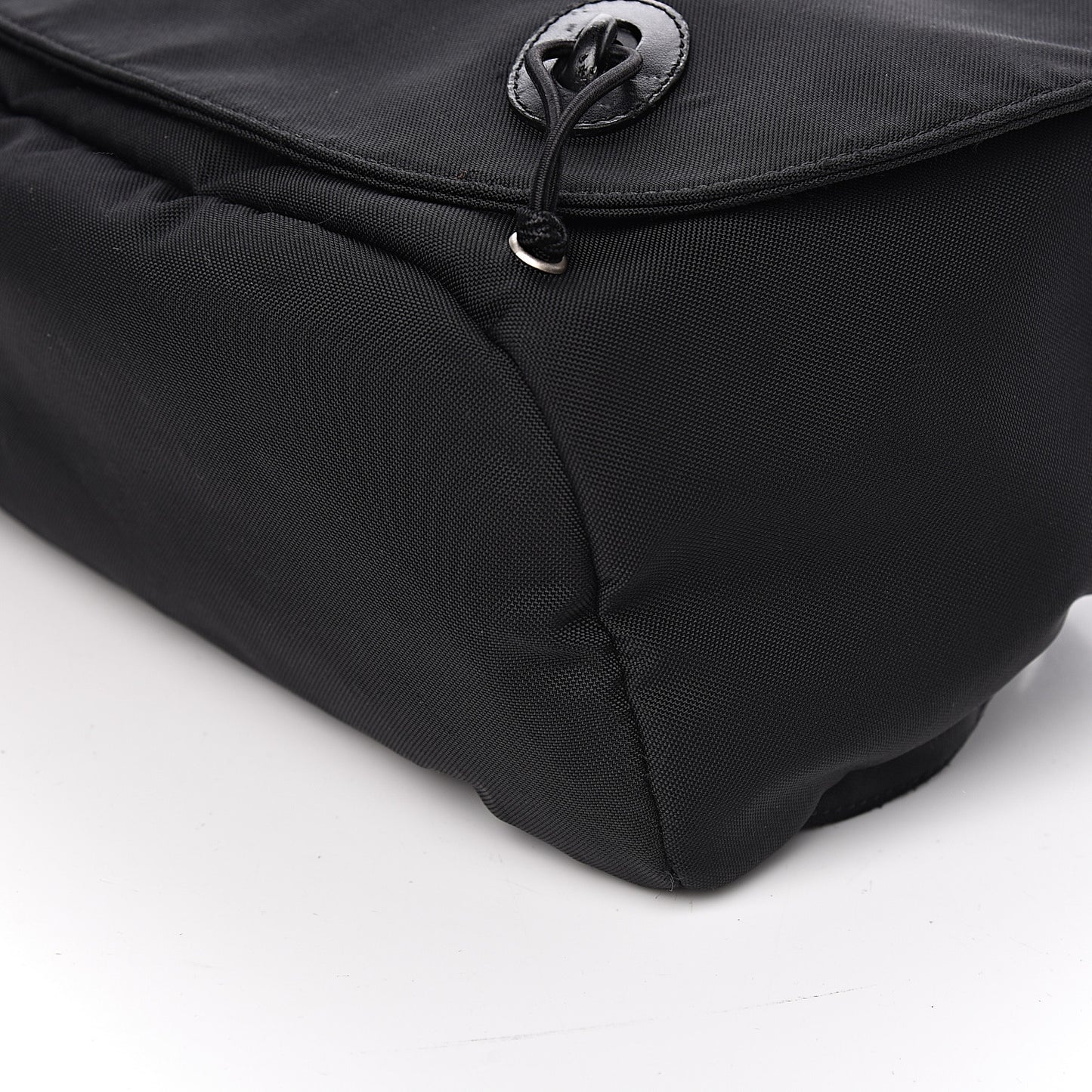 Nylon Sport CC Messenger Black