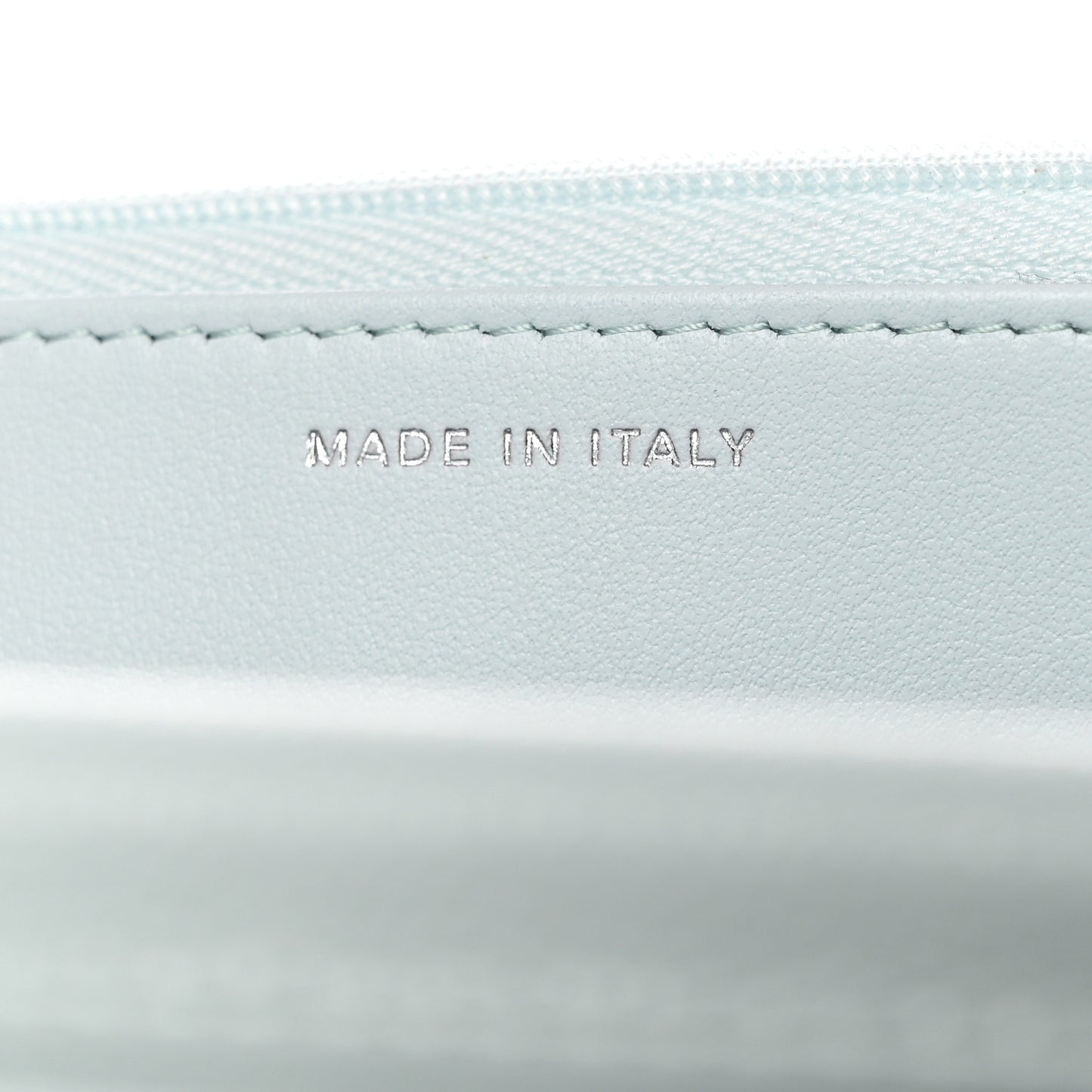 Caviar Quilted Wallet on Chain WOC Light Blue