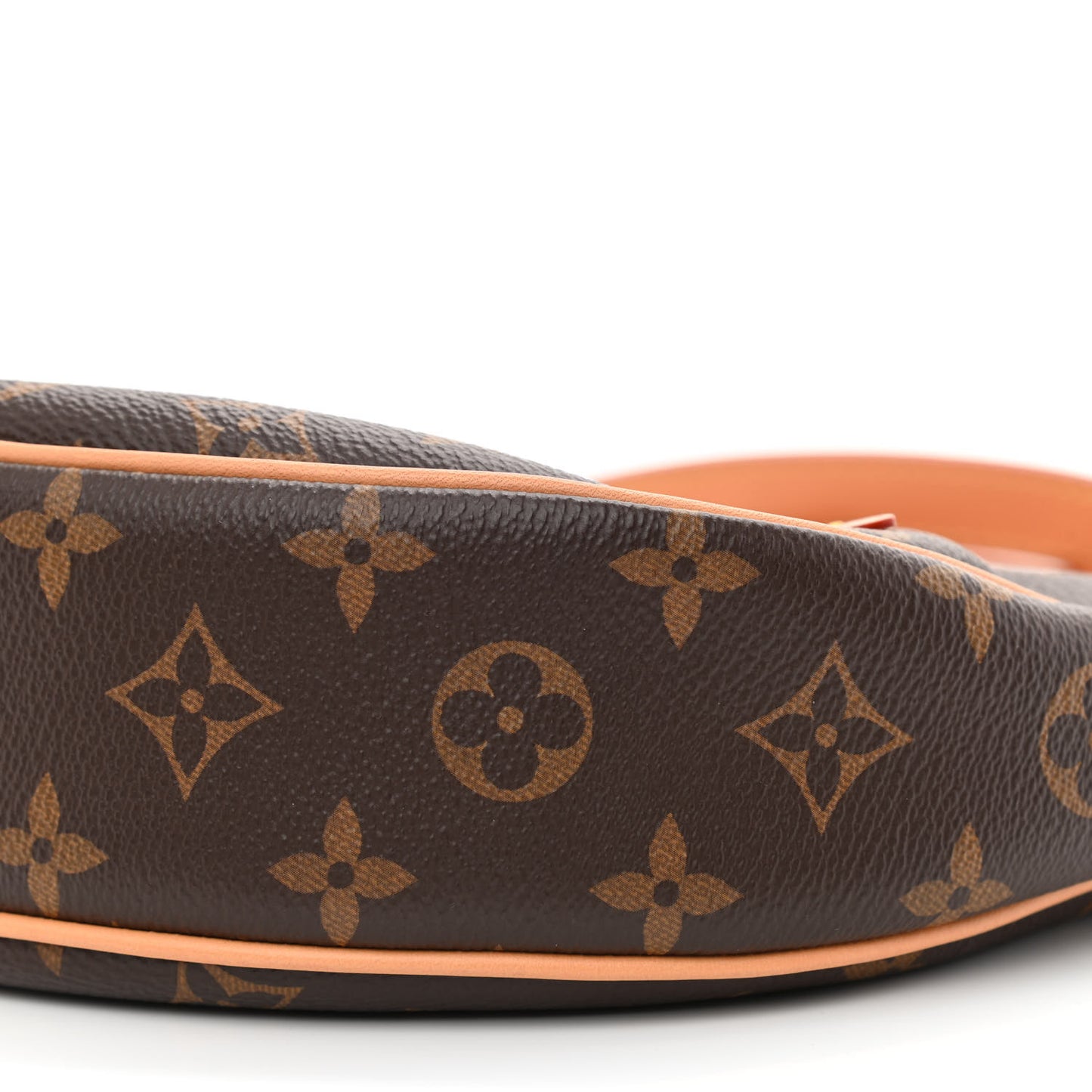 Monogram Loop