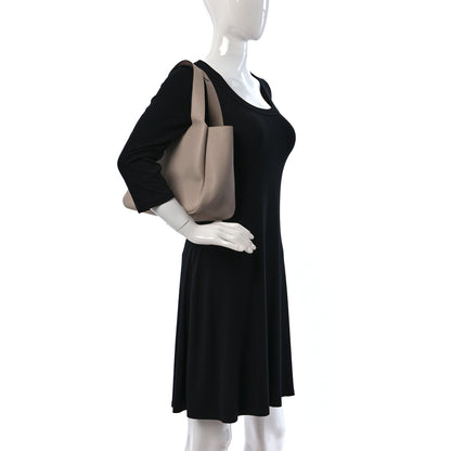 Prada Vitello Daino Dynamique Tote Visone 2 of 8