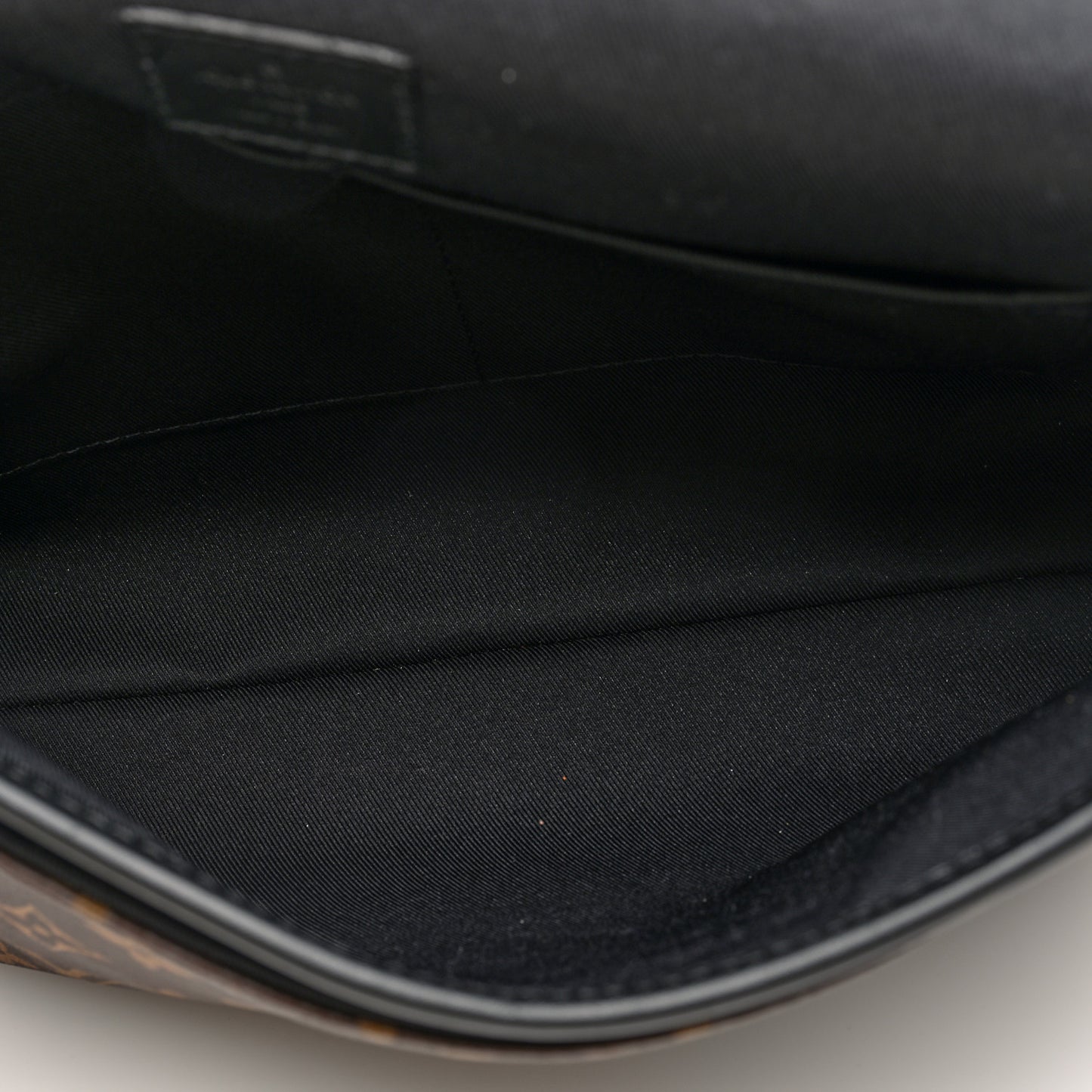 Monogram Macassar Magnetic Messenger