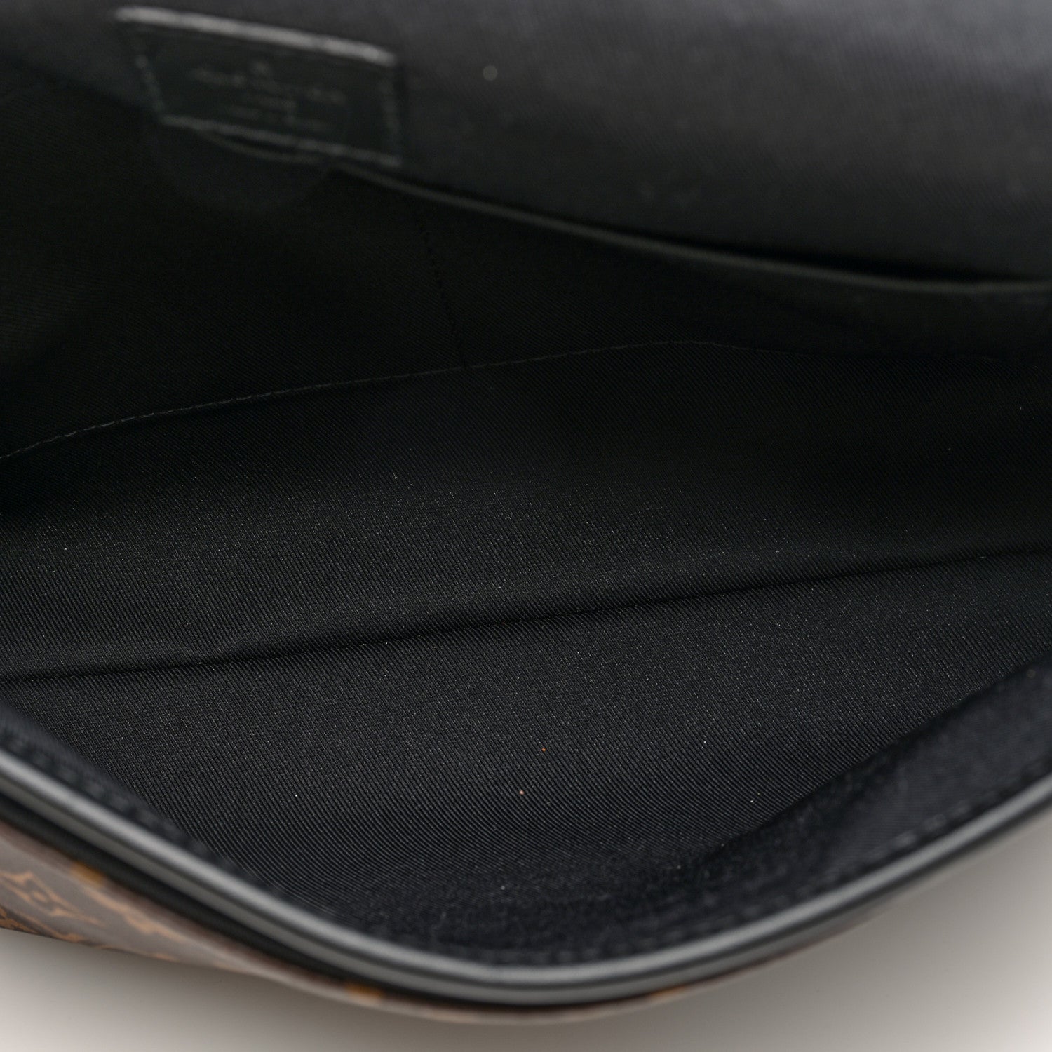 Louis Vuitton Monogram Macassar Magnetic Messenger 5 of 9