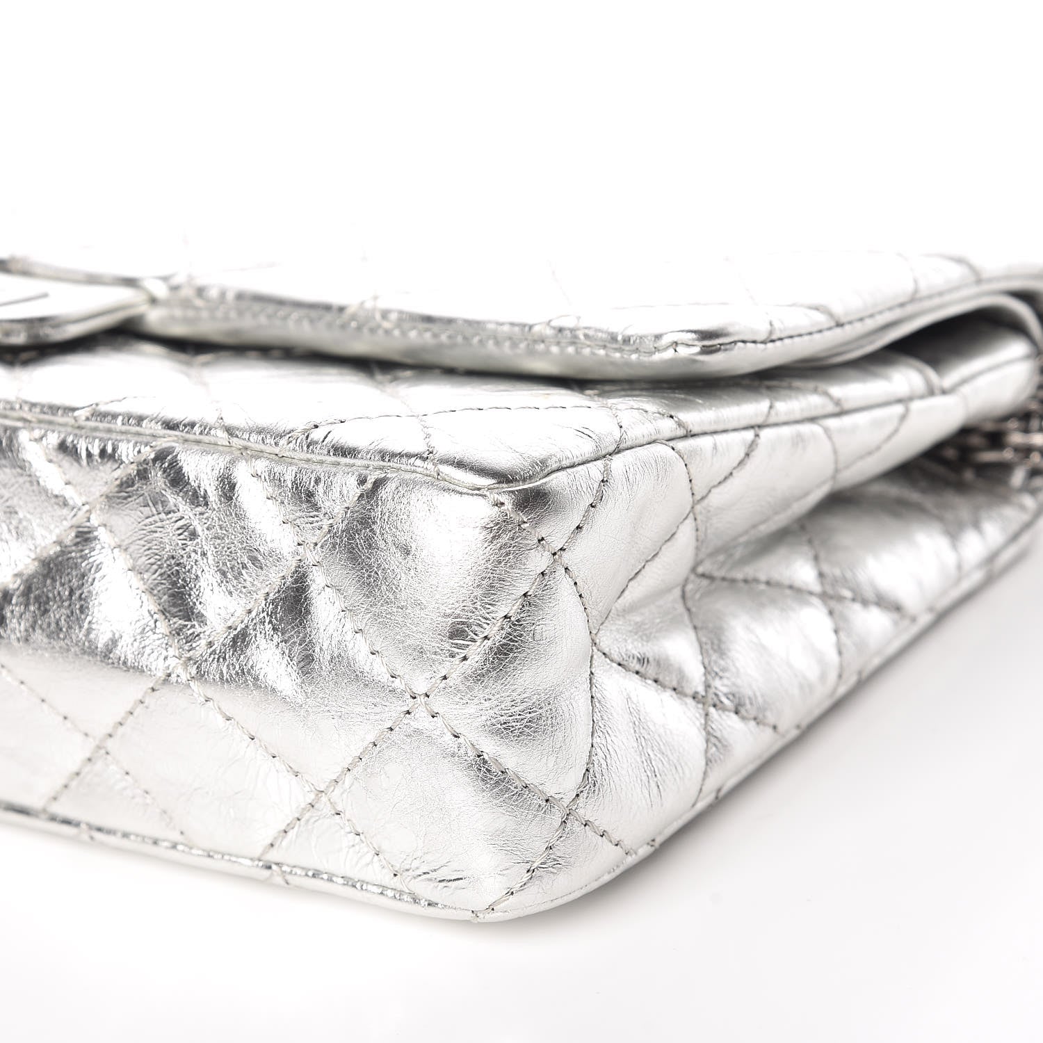 Chanel Metallic Aged Calfskin Quilted 2.55 Reissue 226 Flap Silver 10 of 11
