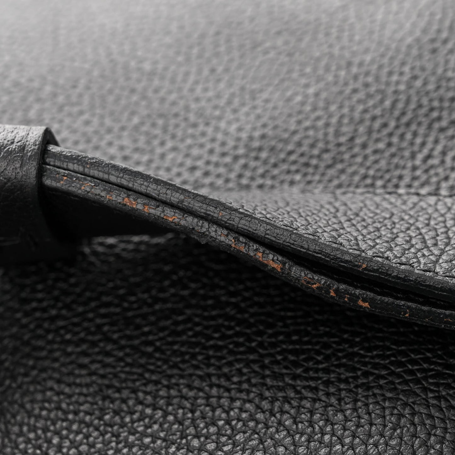 Grained Calfskin Large Jennifer Crossbody Bag Black