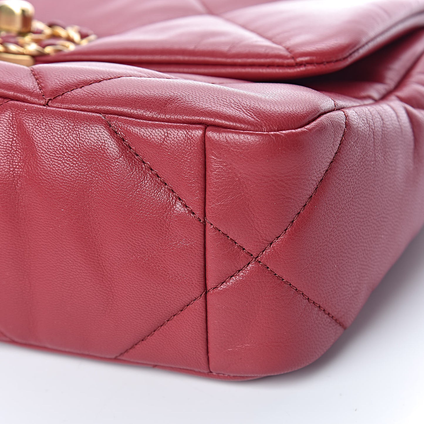 Lambskin Quilted Medium 19 Flap Red