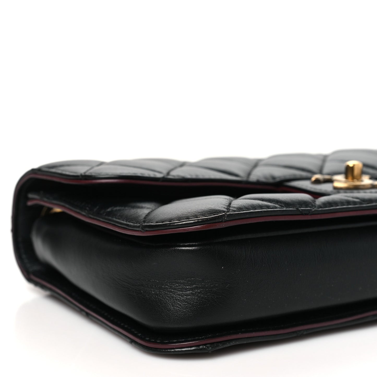 Glazed Calfskin Quilted Medium Perfect Edge Flap Black