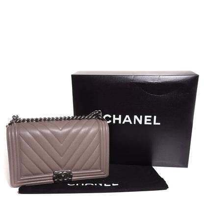 Chanel Calfskin Chevron New Medium Boy Flap Grey 5 of 9