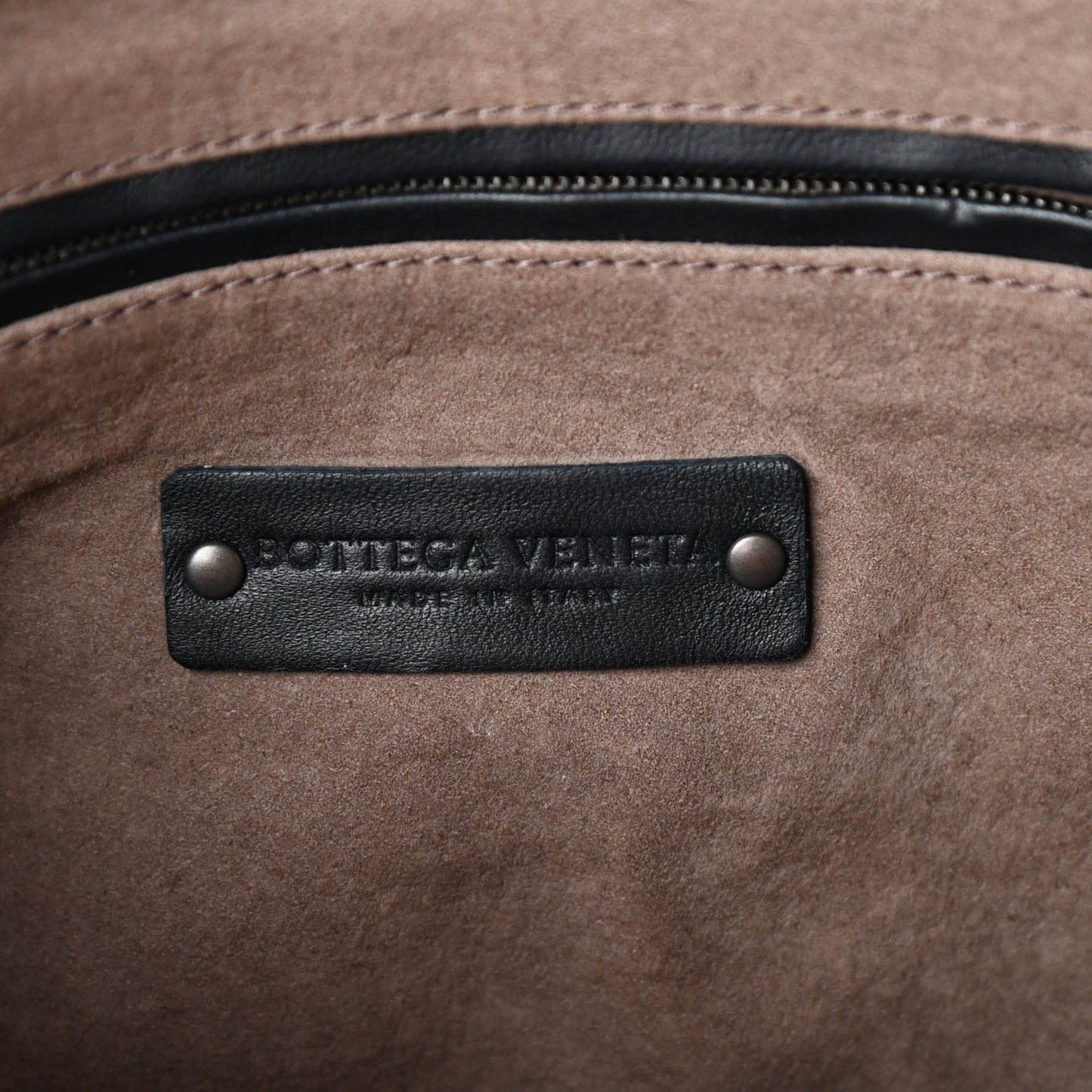 Nappa Intrecciato Nodini Crossbody Messenger Black