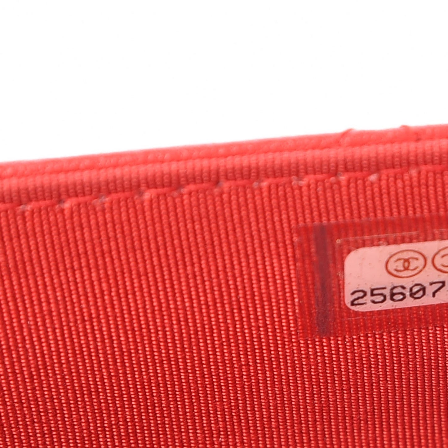 Grained Calfskin Quilted CC Box Wallet On Chain WOC Red