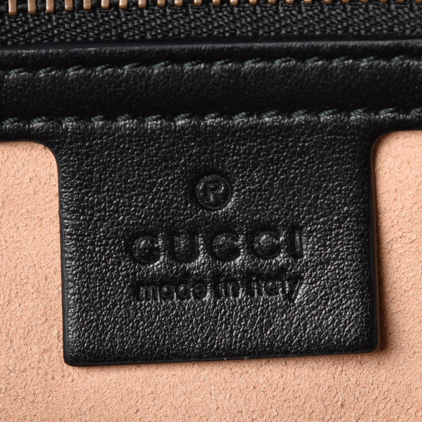 Calfskin Matelasse GG Marmont Clutch Black